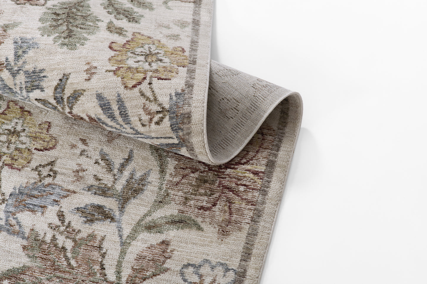 Momeni Wisteria  Ivory  Traditional