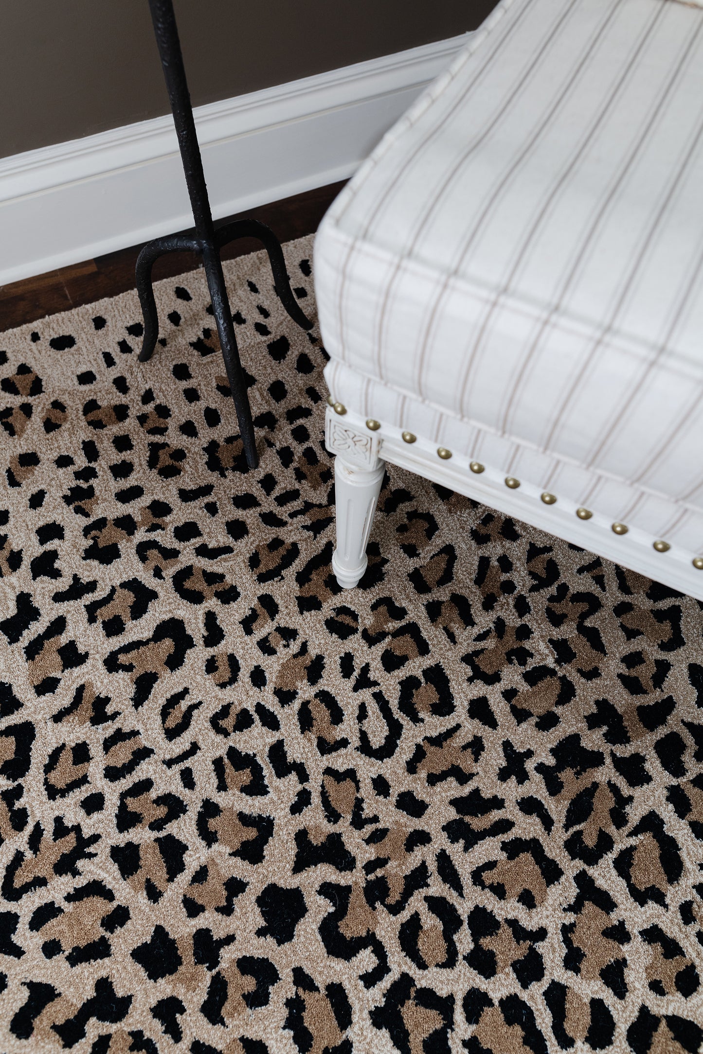 Erin Gates Woodland  Beige  Contemporary