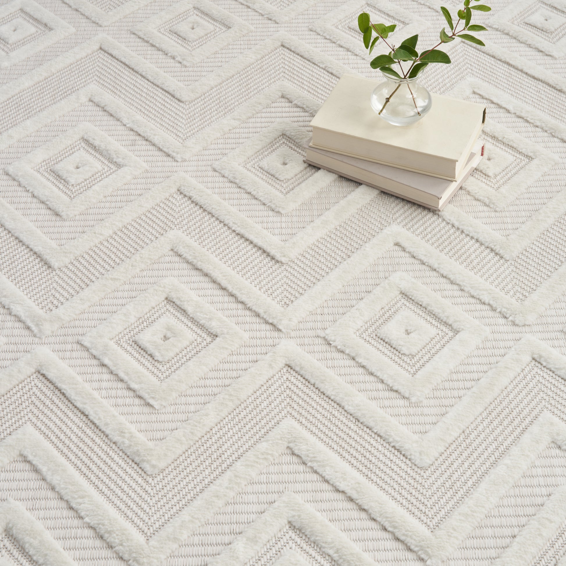 Nourison Home Versatile  Ivory White  Contemporary