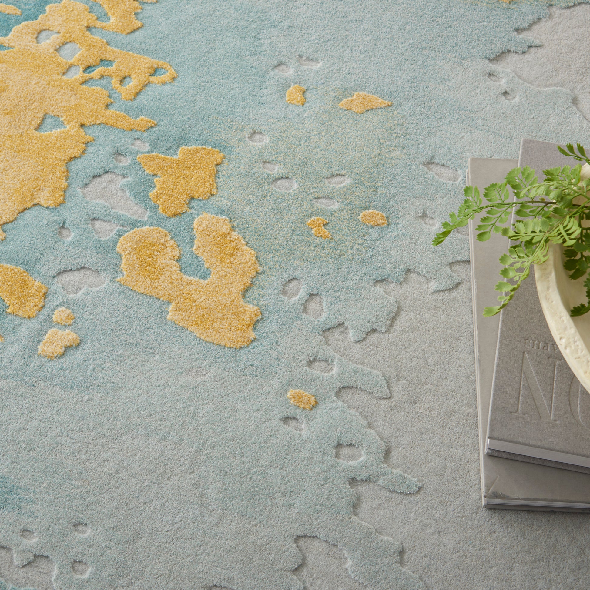 Nourison Home Prismatic  Seafoam Gold  Contemporary