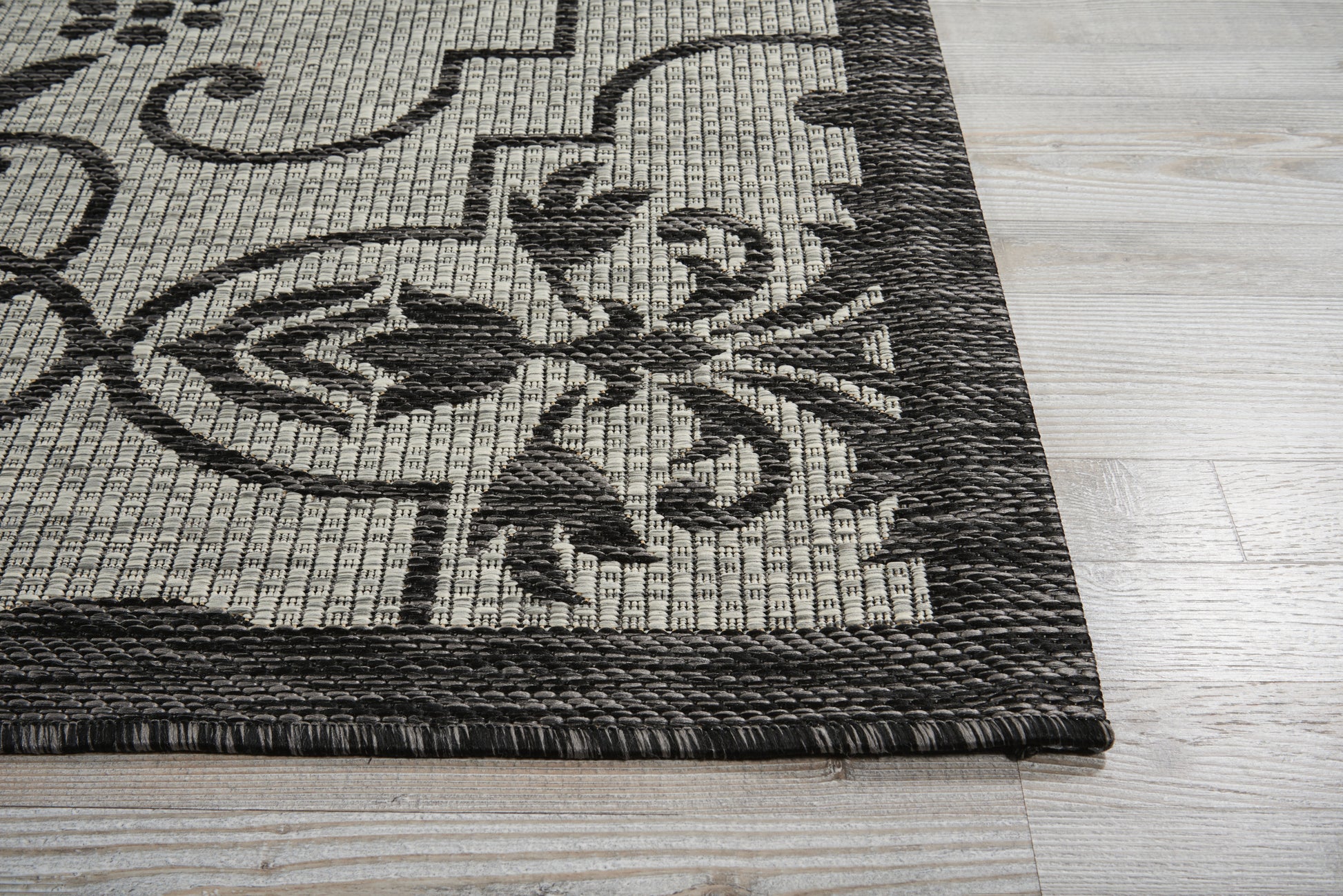 Nourison Home Country Side  Ivory Charcoal  Transitional