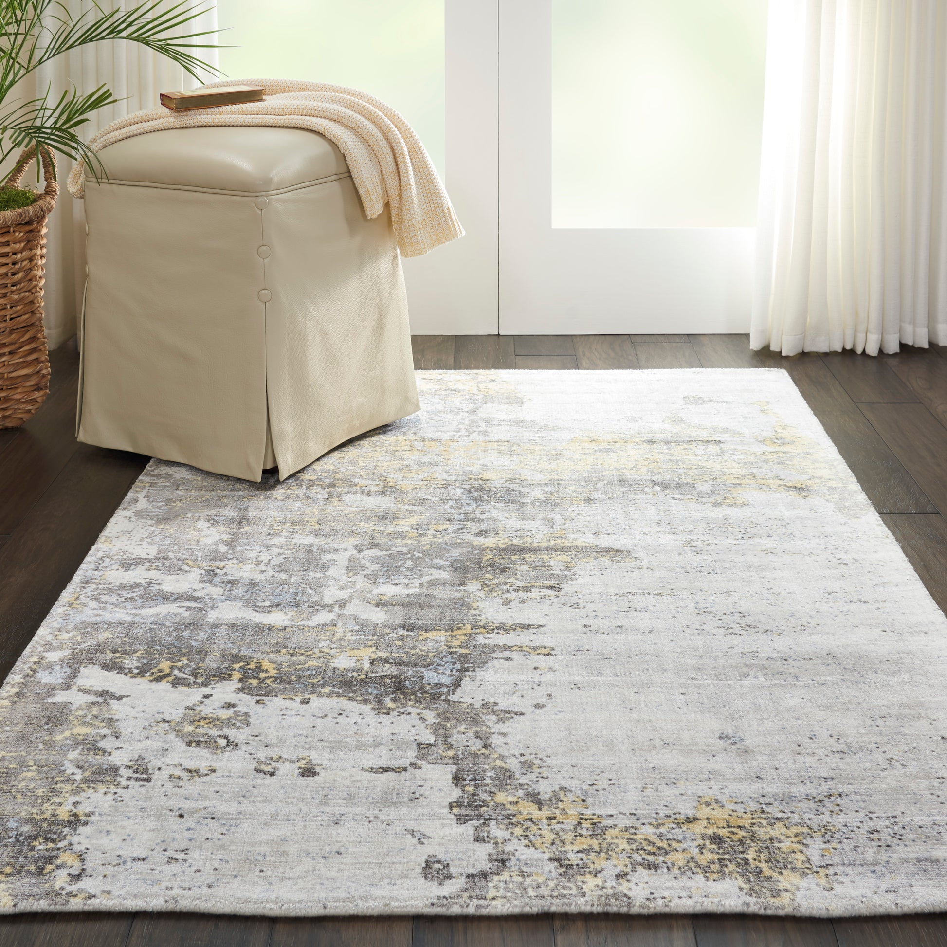 Nourison Home Safari Dreams  Ivory Gold  Contemporary