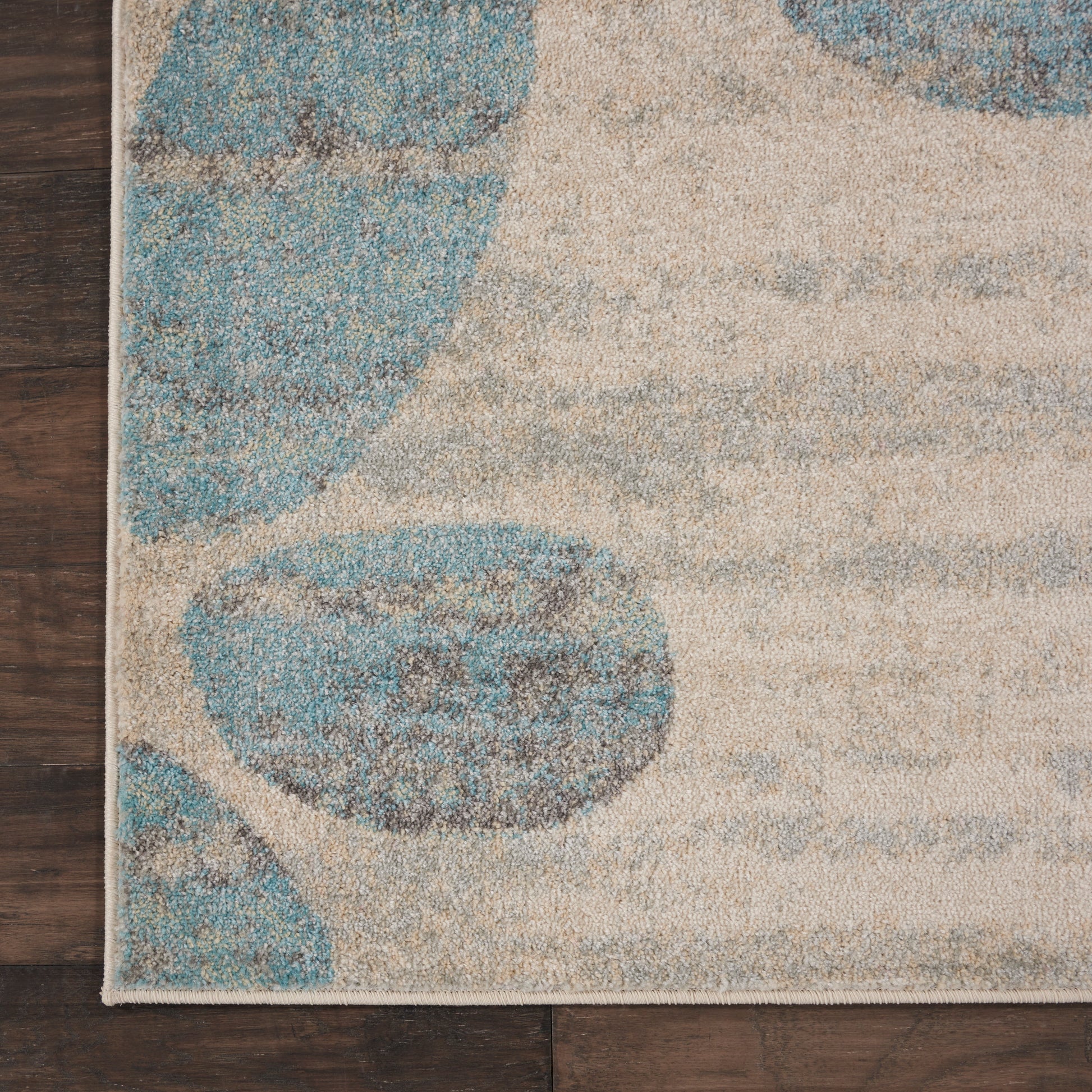 Nourison Home Tranquil  Ivory Light Blue  Contemporary