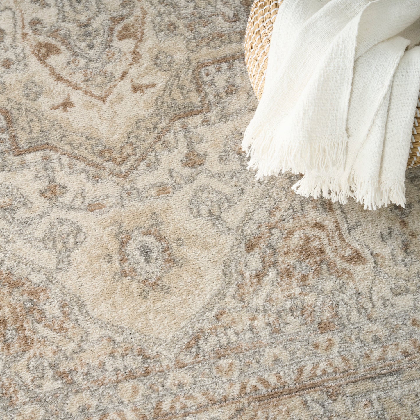 Nourison Home Quarry  Beige  Traditional
