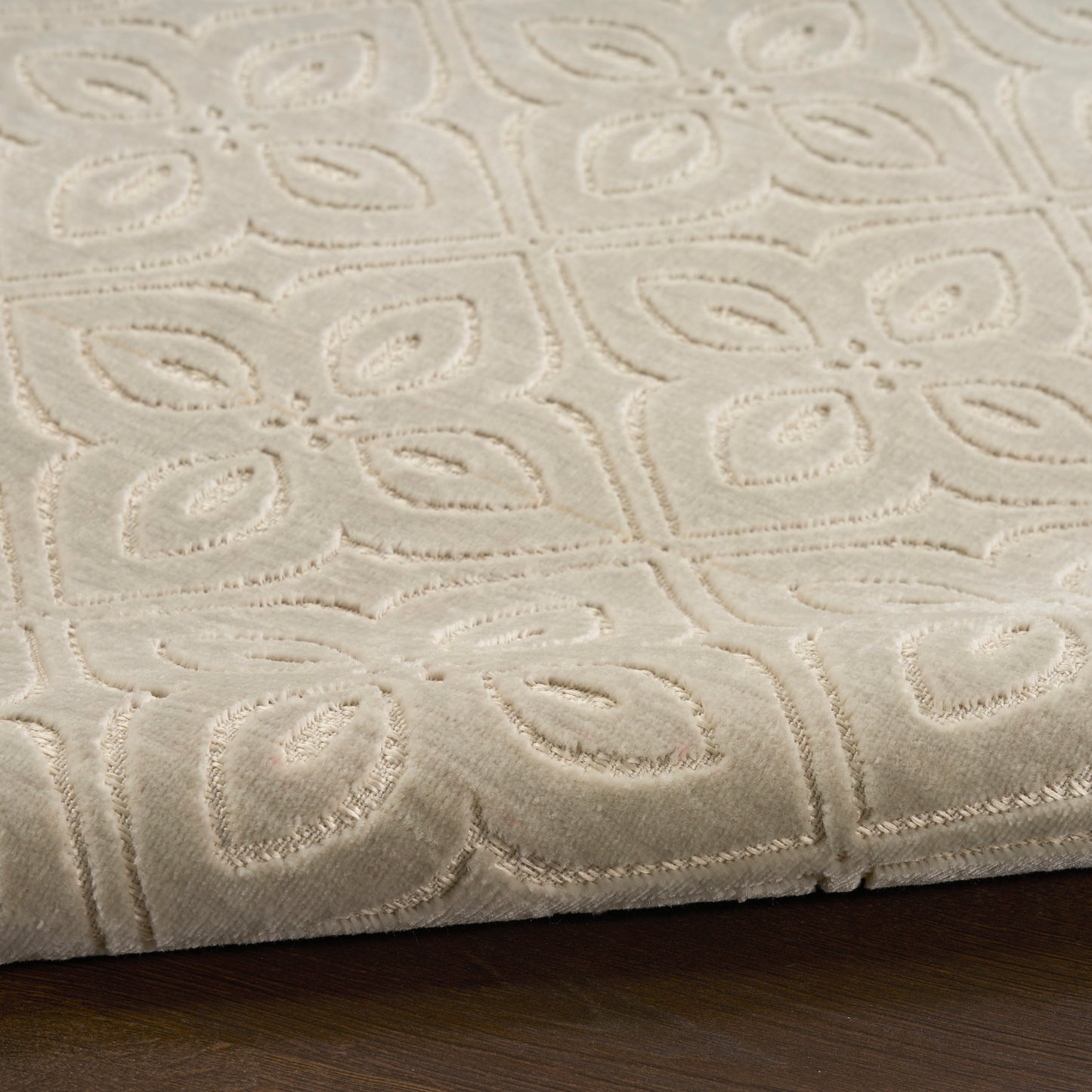 Nourison Home Washable Charm  Silver Ivory  Contemporary