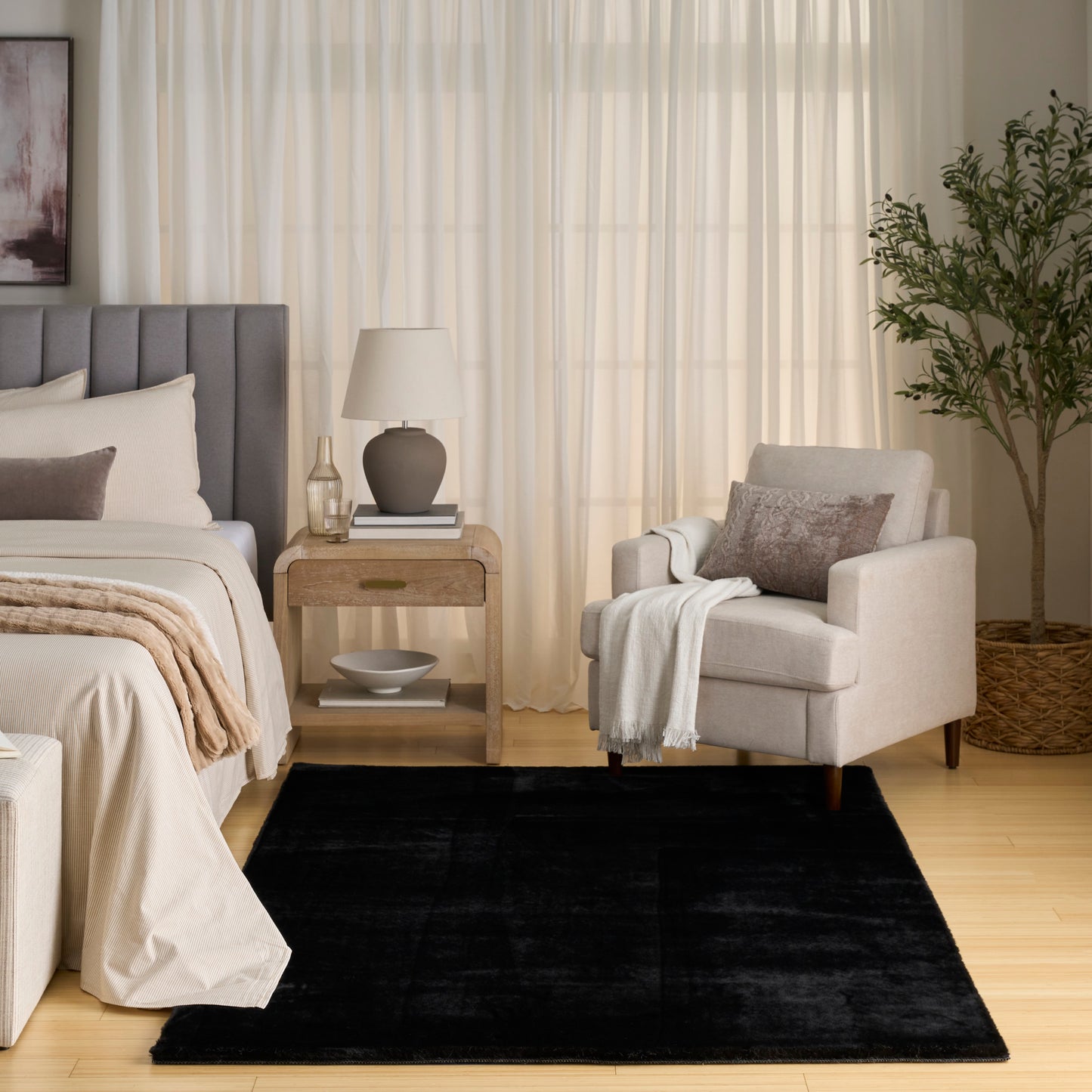 Nourison Home Soft Plush Rabbit Fur  Black  Contemporary