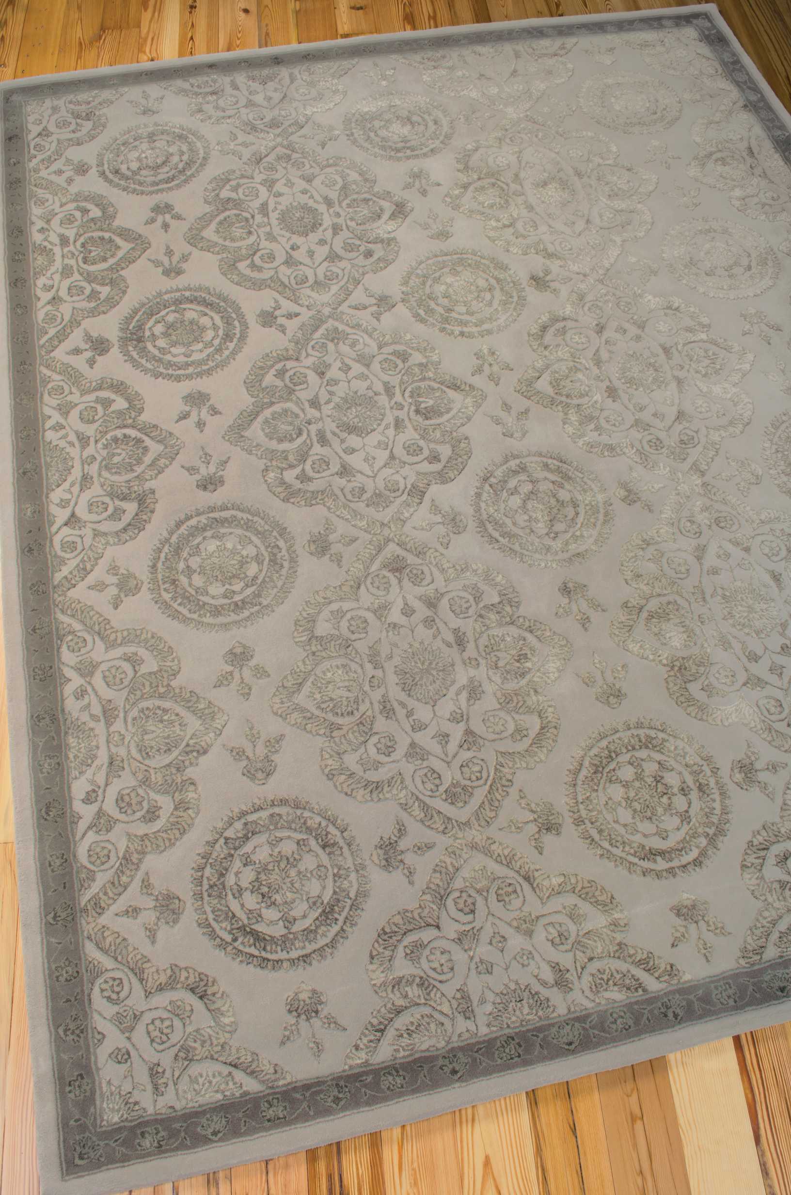 Nourison Home Regal  Grey  Traditional