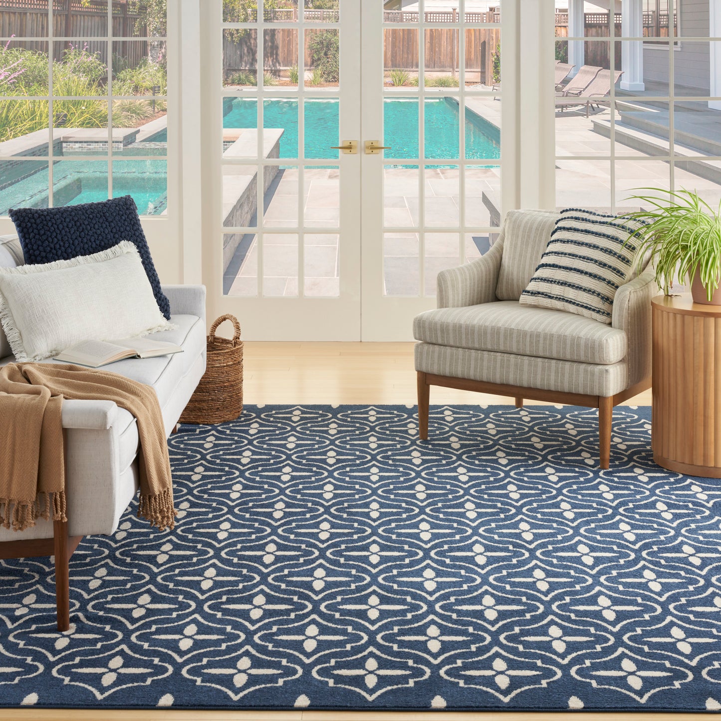 Nourison Home Nourison Essentials  Navy Ivory  Contemporary