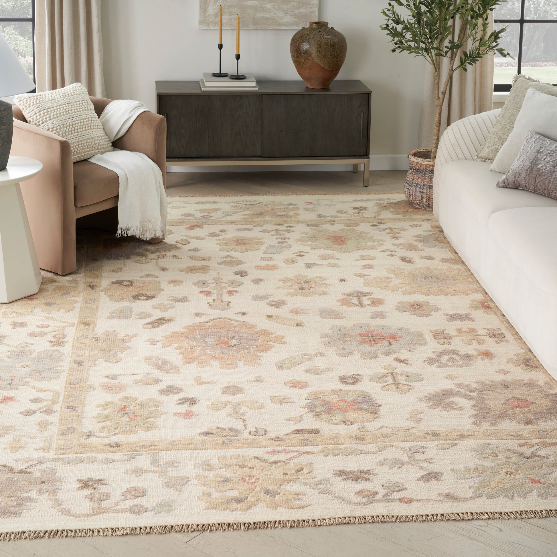 Nourison Home Whispers  Ivory  Traditional