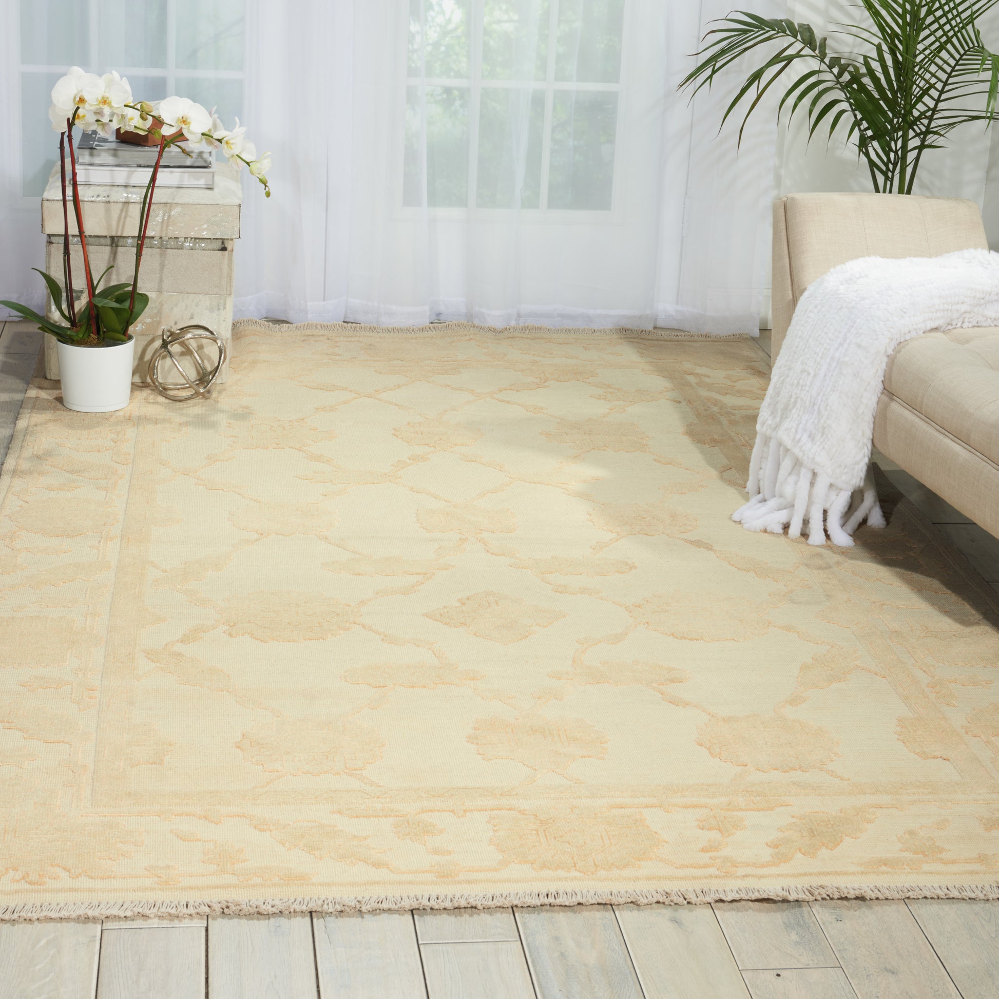 Nourison Home Silk Pointe  Ivory  Traditional