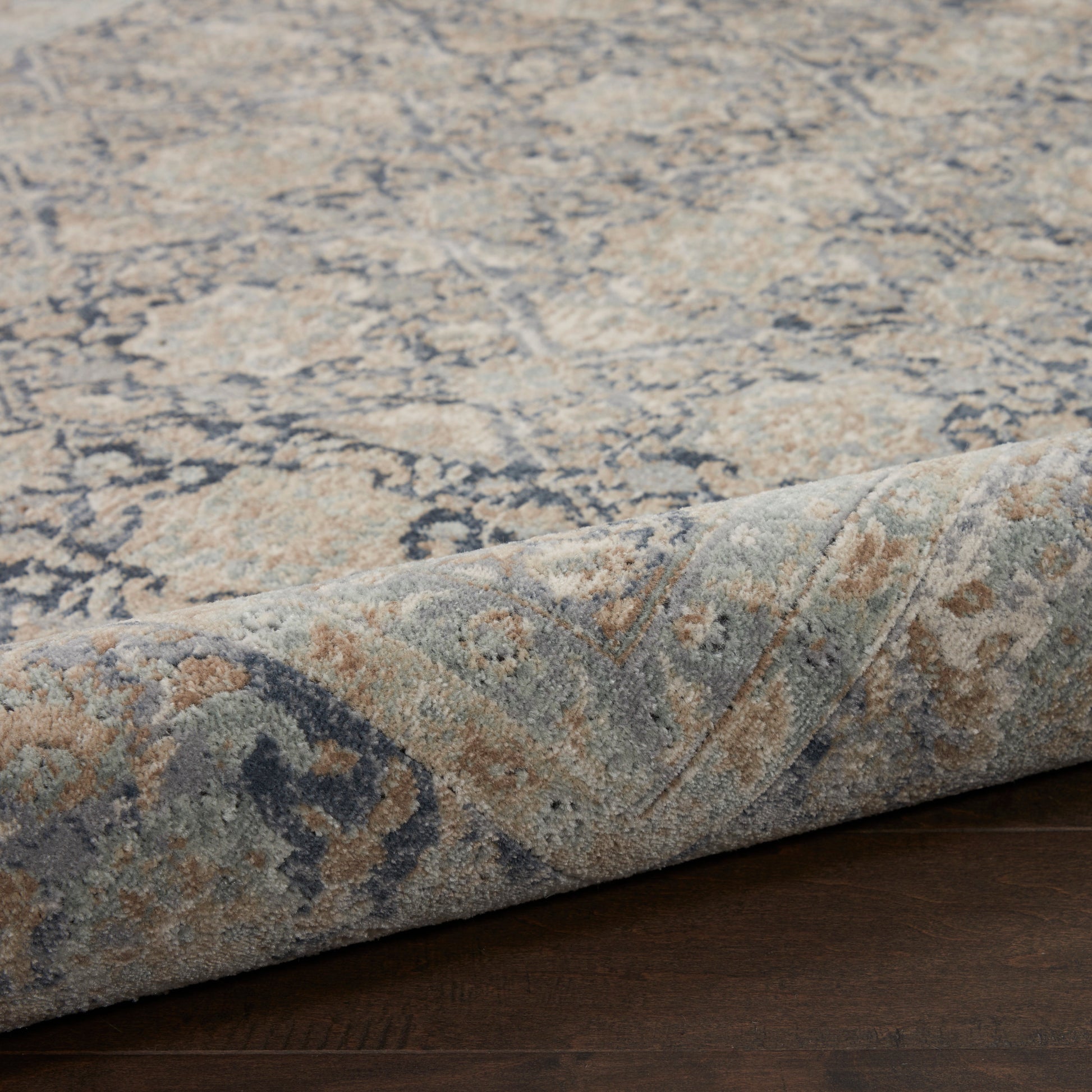 Nourison Home Malta  Navy  Traditional