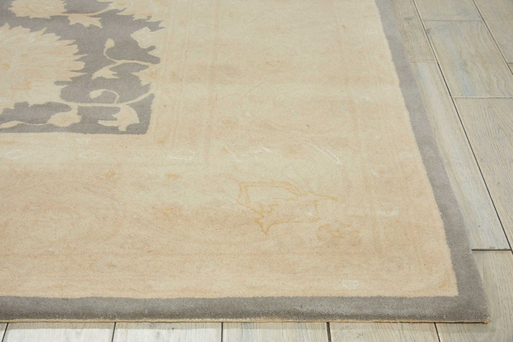 Nourison Home Royal Serenity  Slate  Traditional