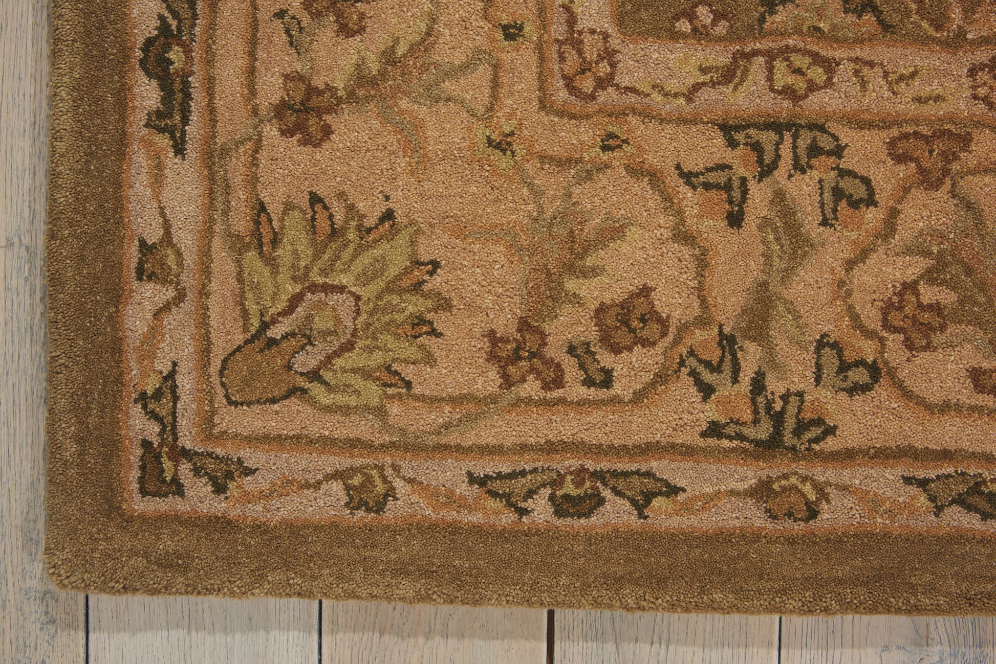 Nourison Home Heritage Hall  Green  Traditional