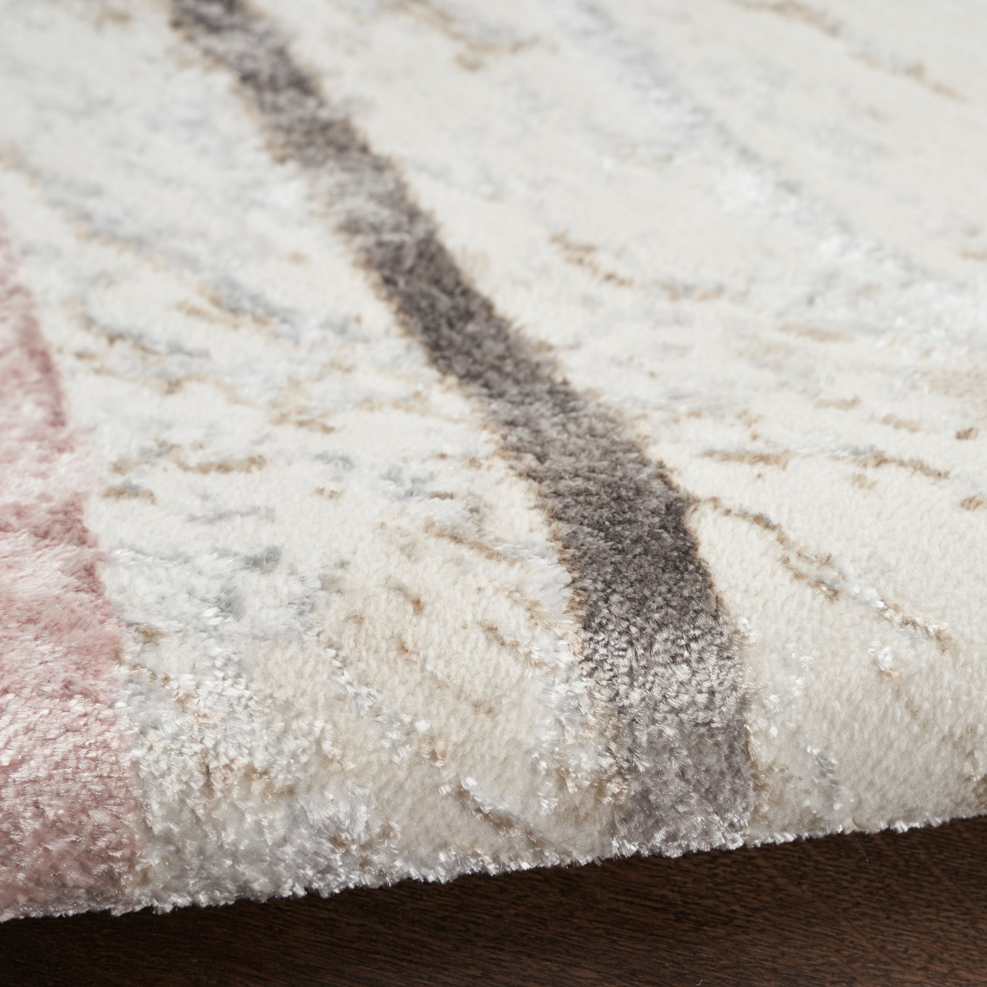 Nourison Home Glitz  Ivory Multicolor  Contemporary