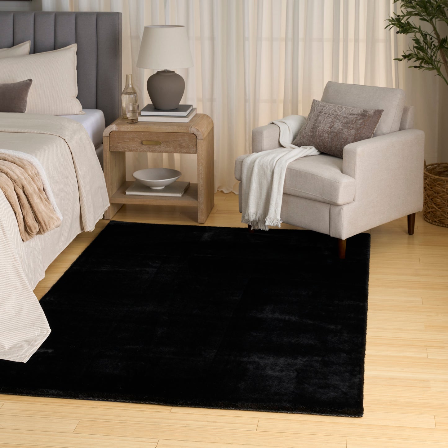 Nourison Home Soft Plush Rabbit Fur  Black  Contemporary