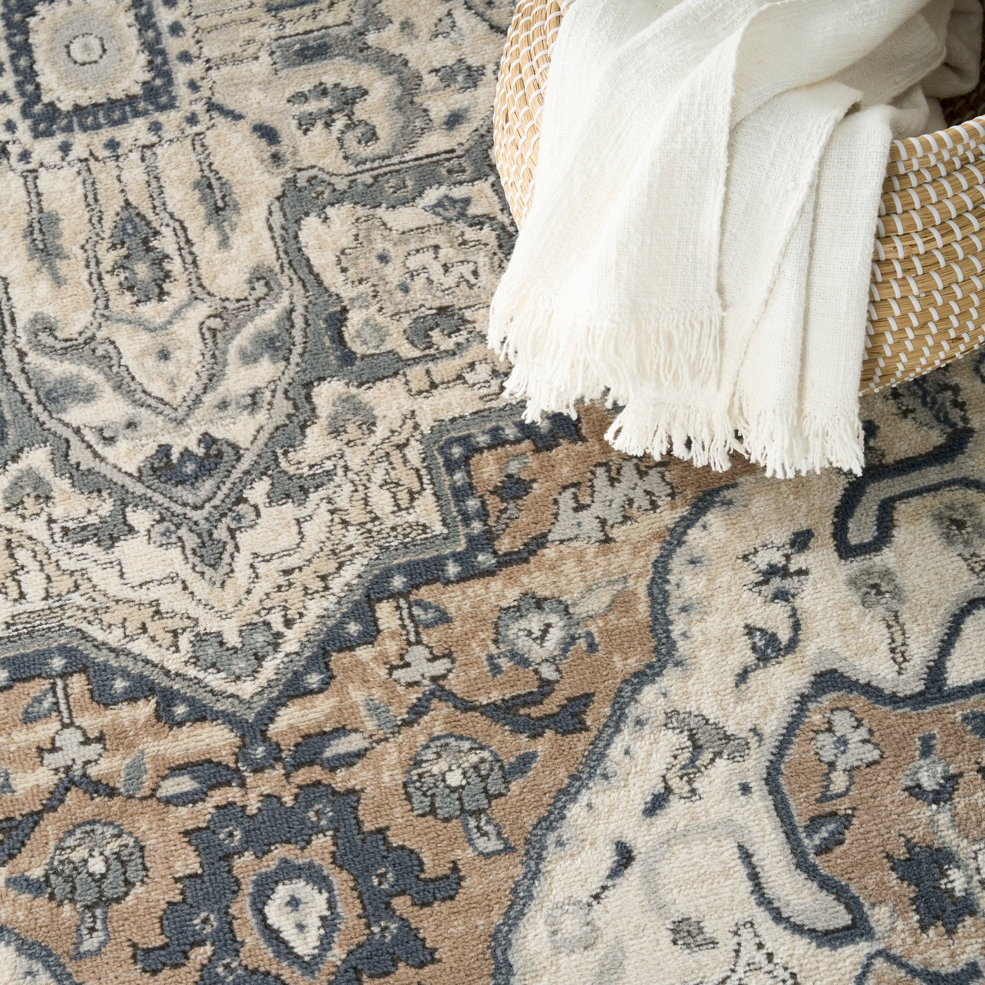 Nourison Home Quarry  Ivory Taupe  Traditional