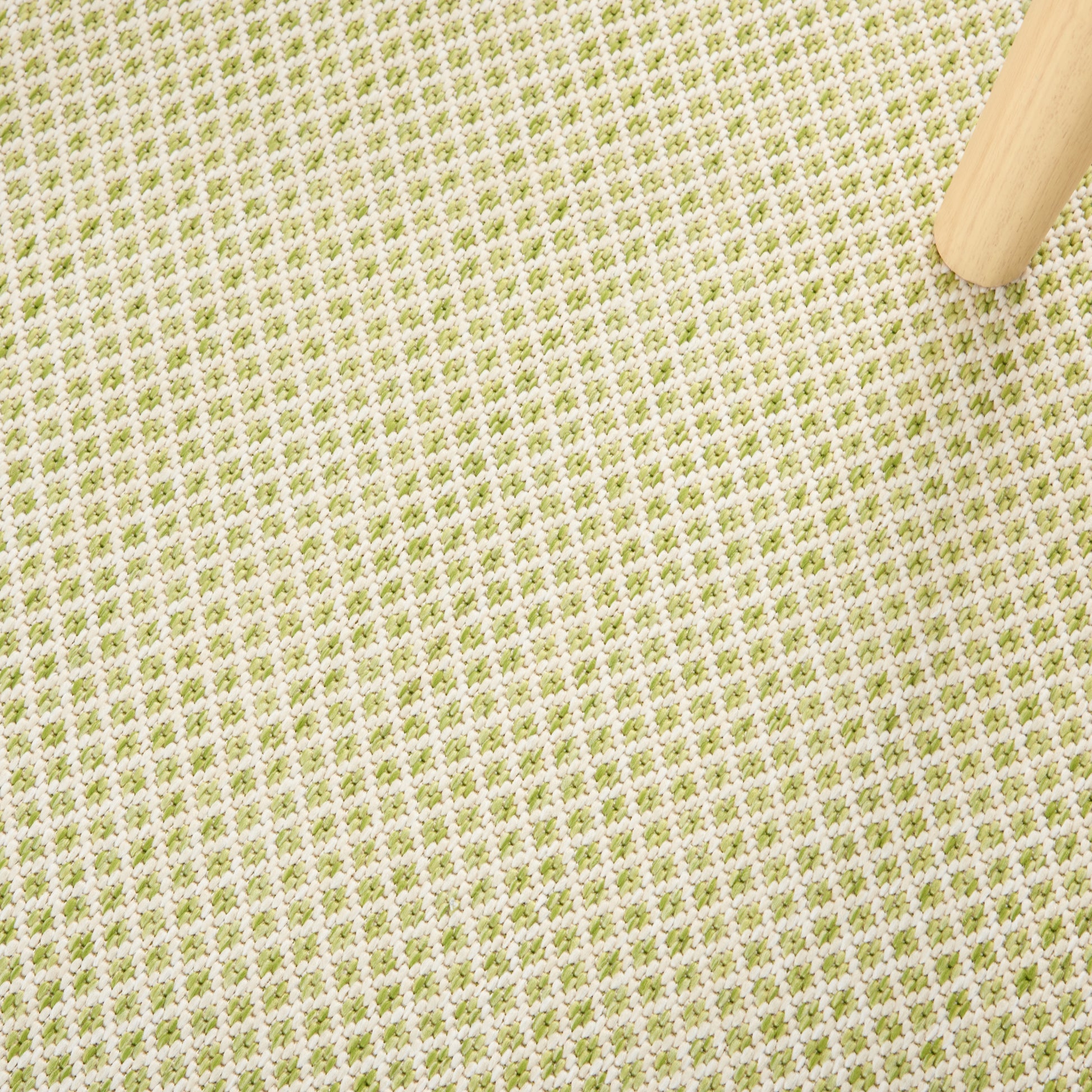 Nourison Home Courtyard  Ivory Green  Contemporary