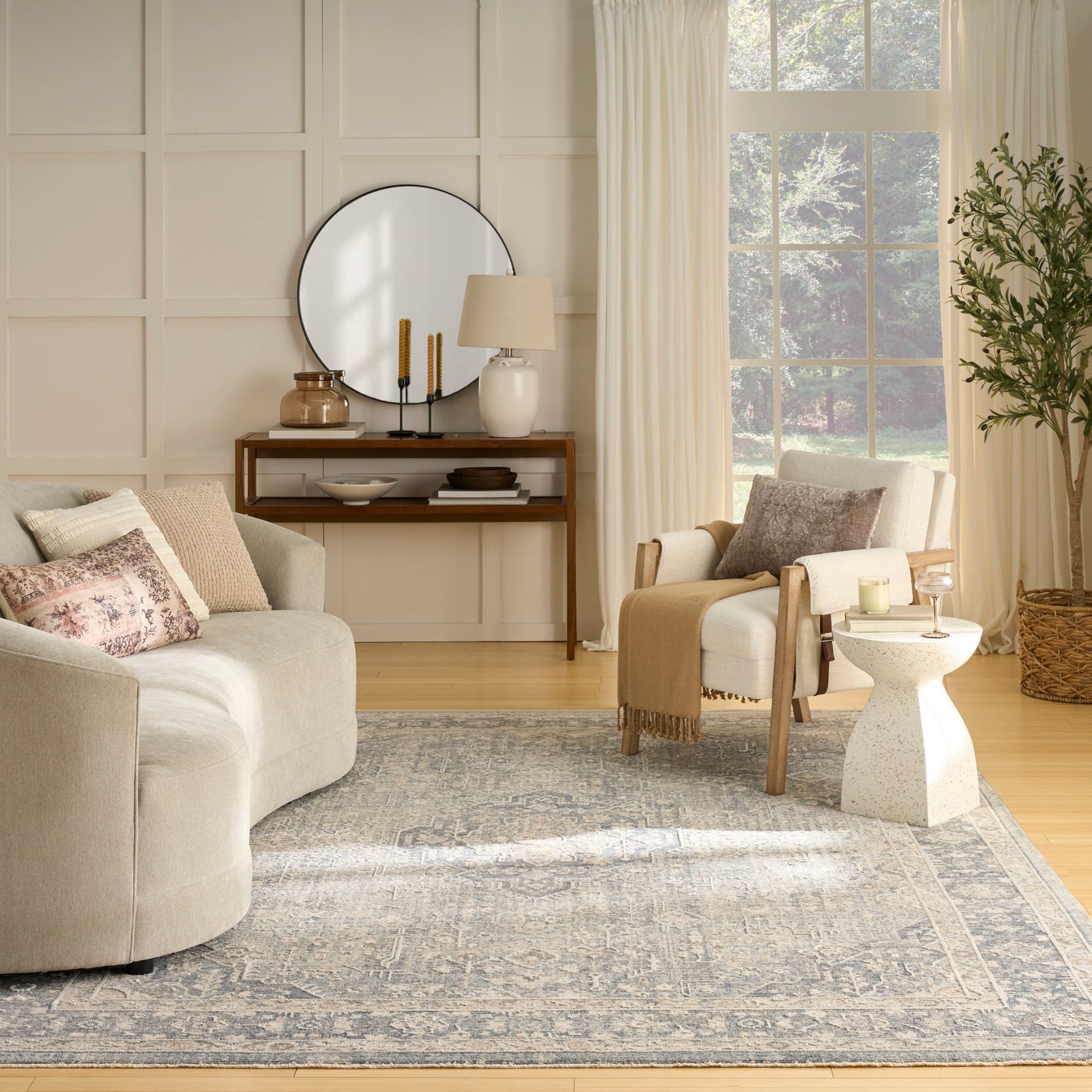 Nourison Home Retreat  Blue  Traditional