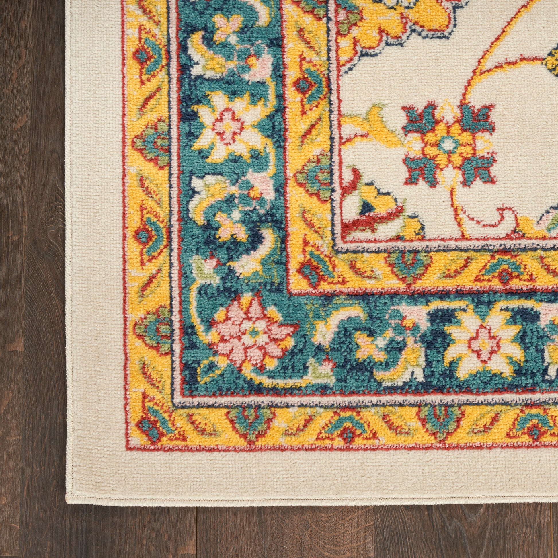 Nourison Home Nourison Essentials  Ivory Gold  Traditional