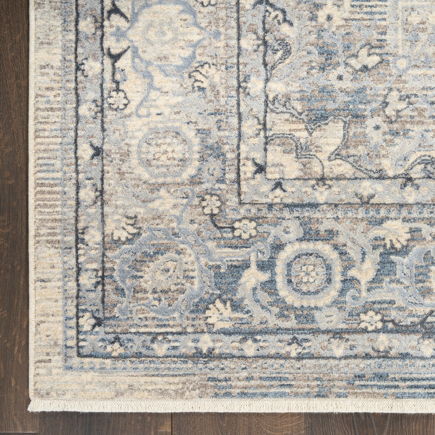 Nourison Home Sultana  Ivory Blue  Traditional