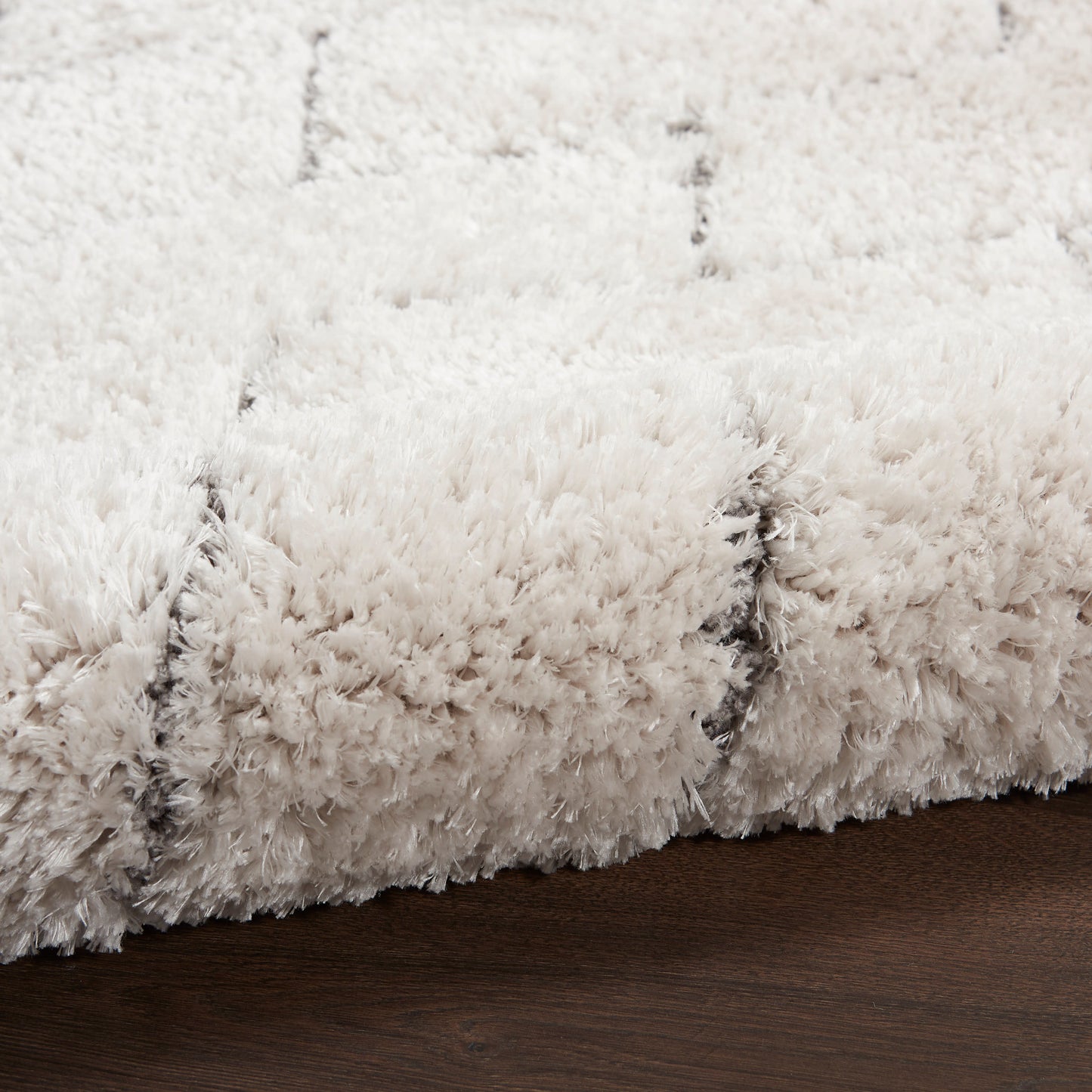 Nourison Home Dreamy Shag  Ivory Grey  Contemporary