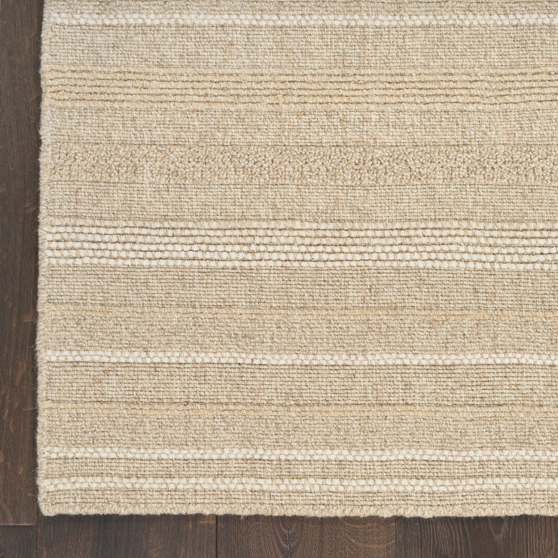 Nourison Home Embrace  Ivory Silver  Contemporary