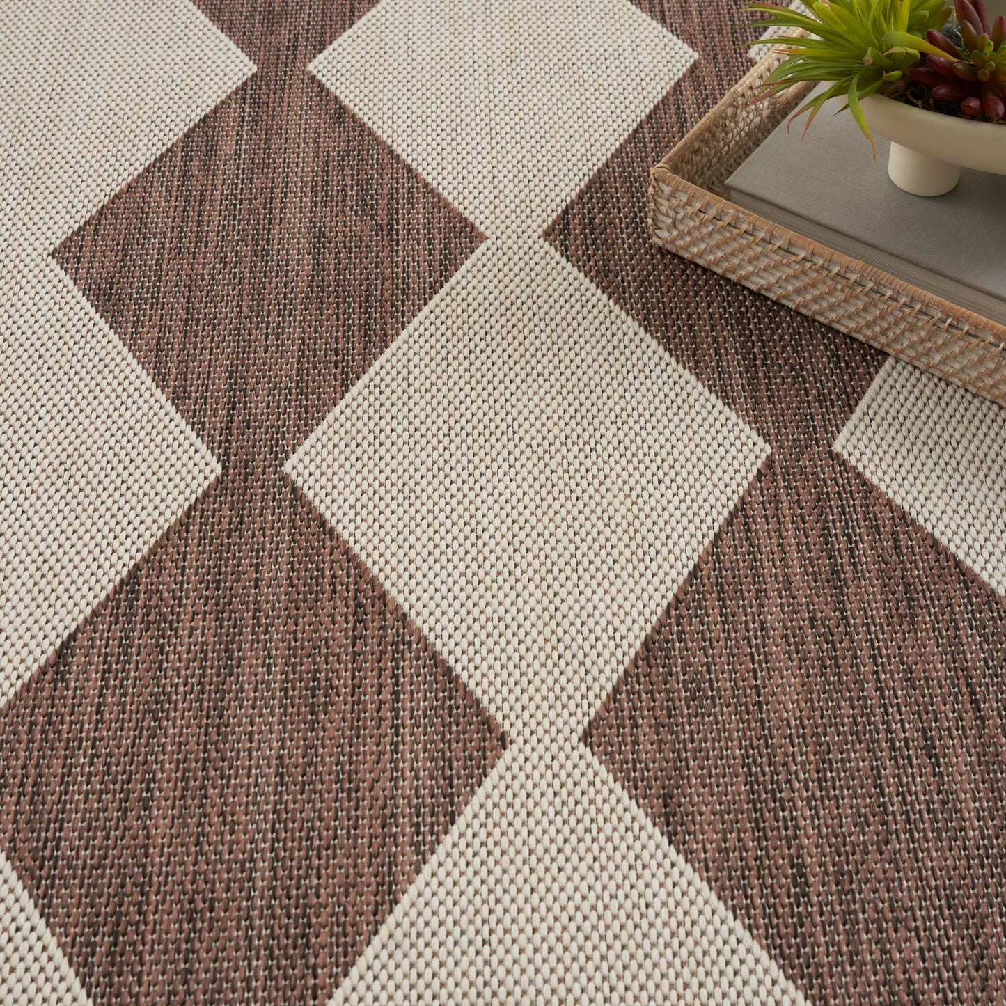 Nourison Home Positano  Natural  Contemporary