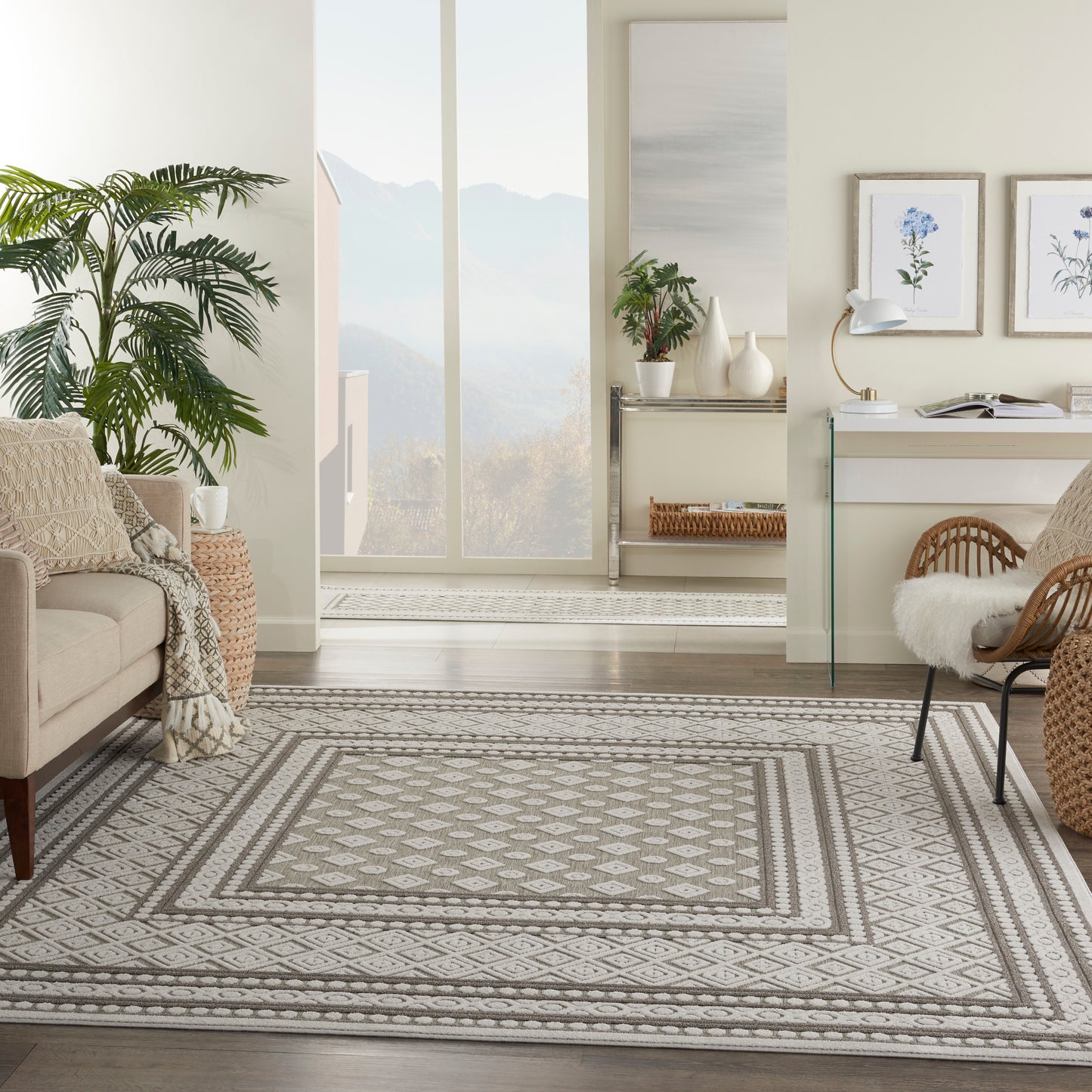 Nourison Home Key Largo  Light Grey  Transitional