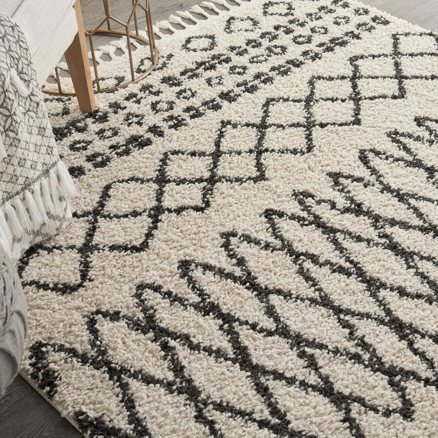 Nourison Home Moroccan Shag  Cream  Transitional