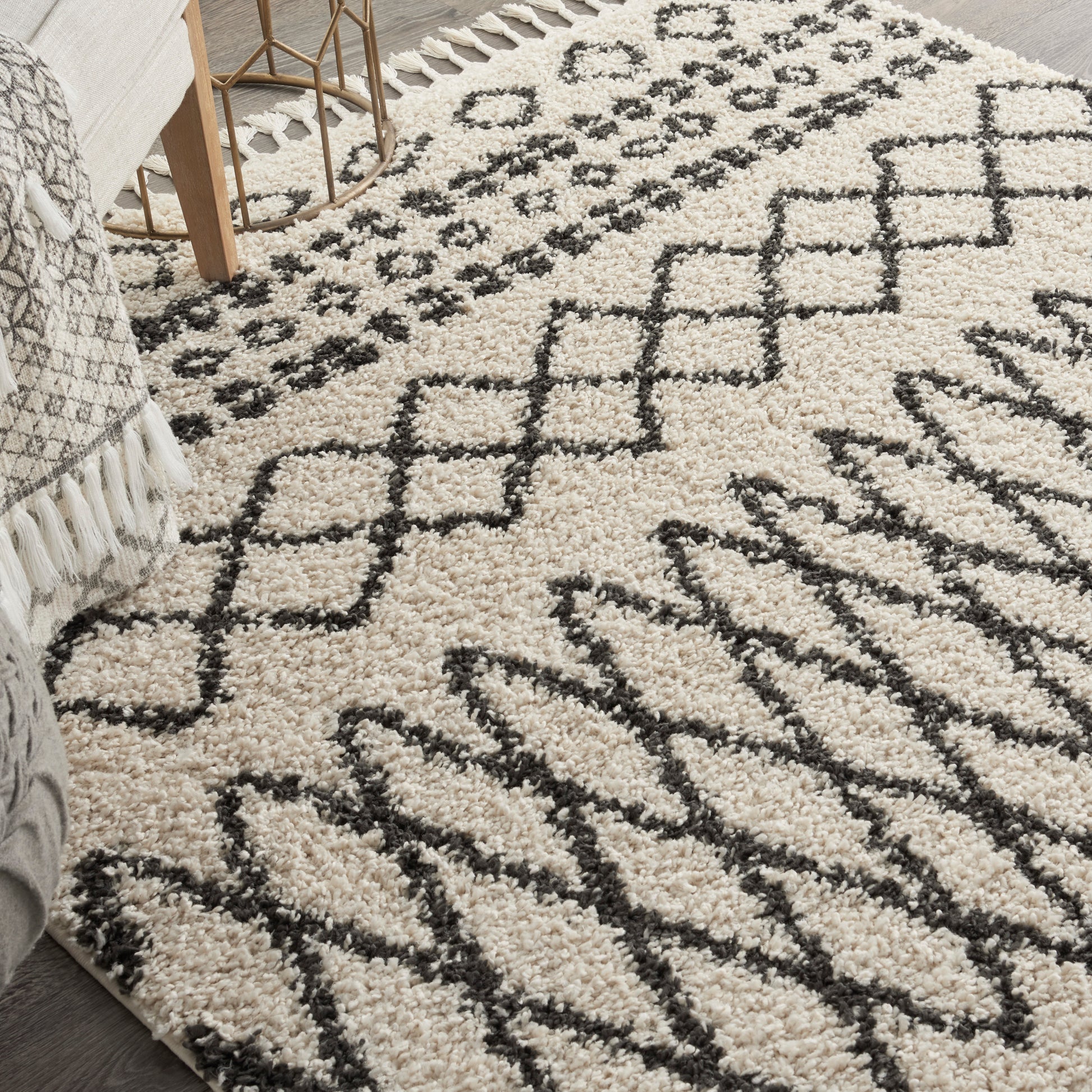 Nourison Home Moroccan Shag  Cream  Transitional