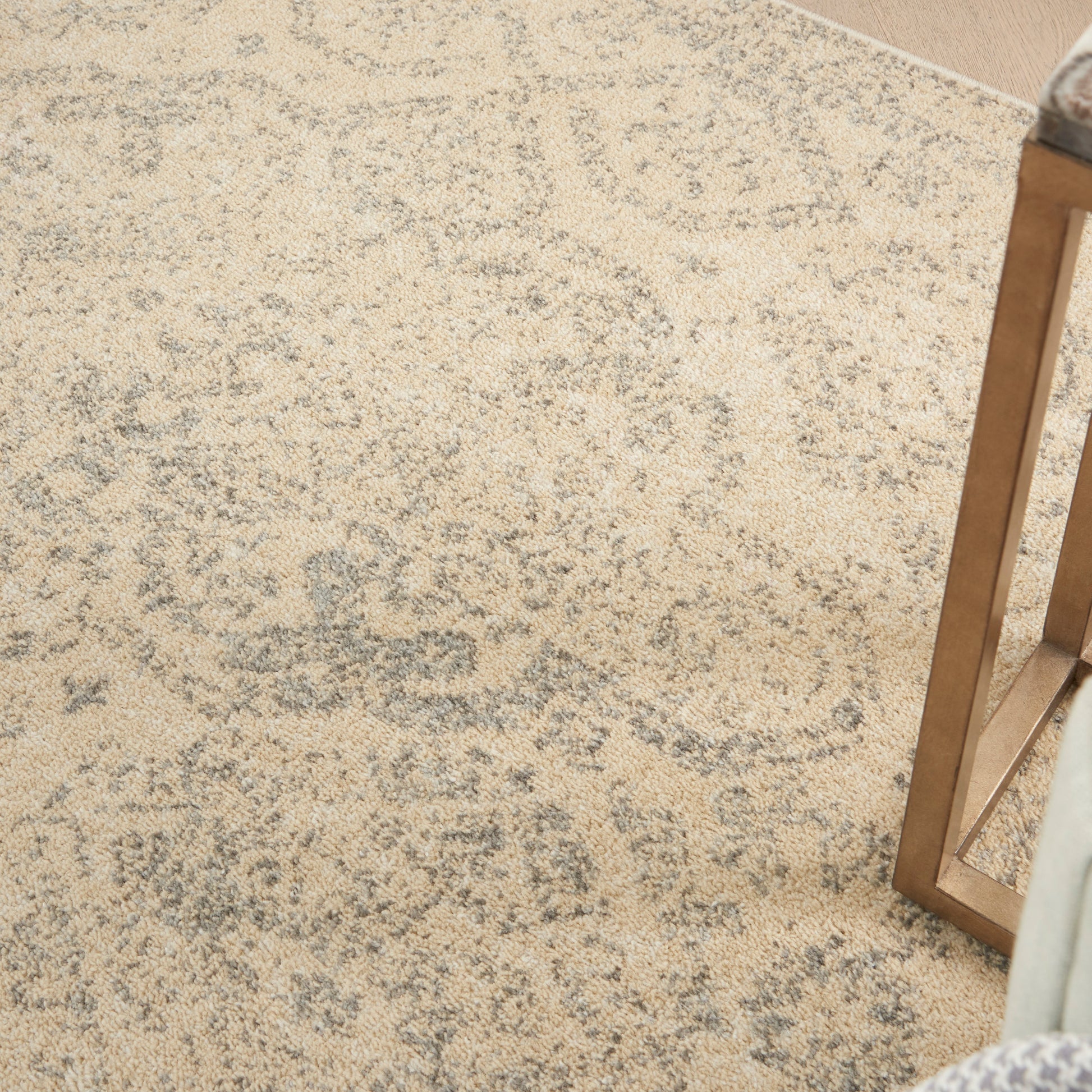 Nourison Home Tranquil  Beige Grey  Traditional