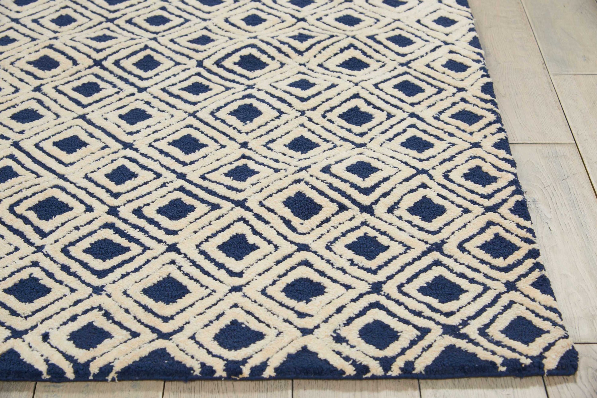 Nourison Home Deco Mod  Navy Ivory  Transitional