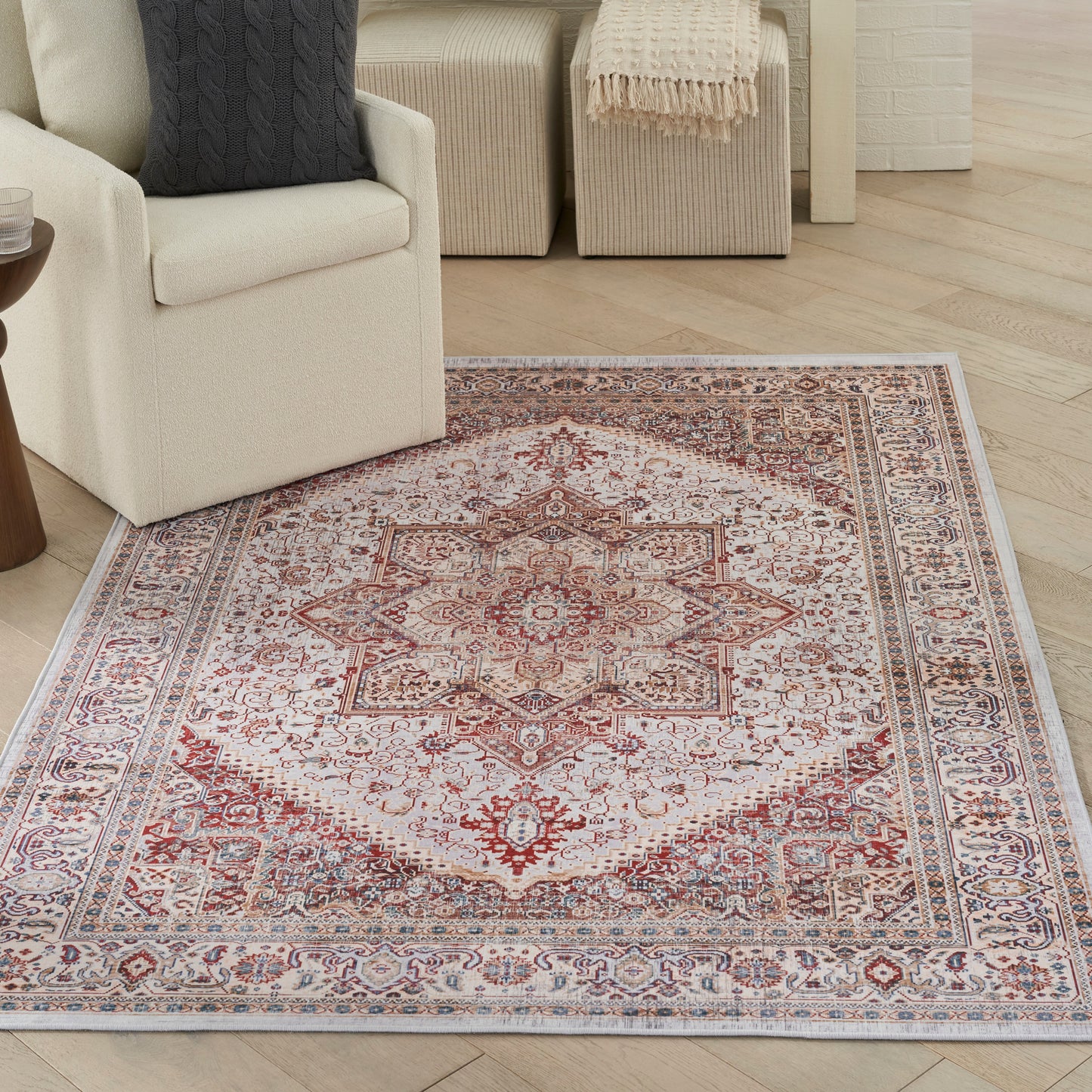 Nourison Home Vintage Home  Ivory Red  Traditional