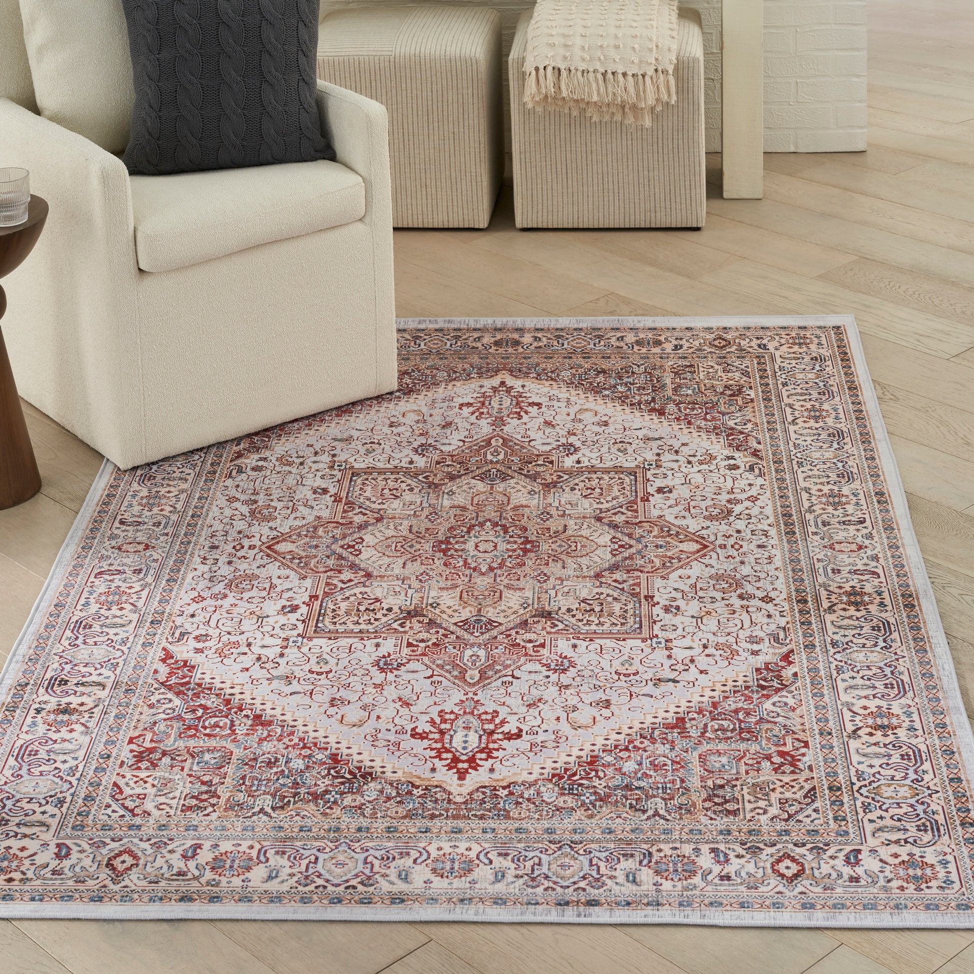 Nourison Home Vintage Home  Ivory Red  Traditional