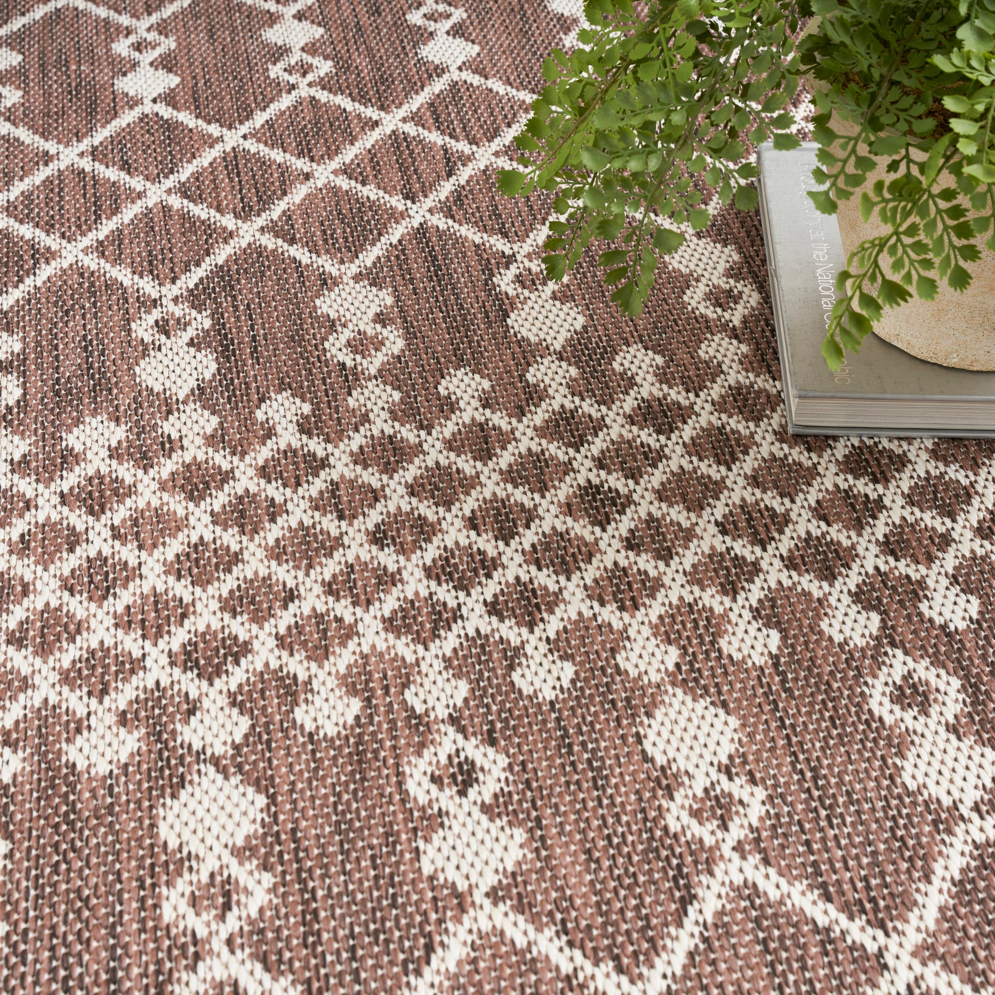 Nourison Home Positano  Natural  Contemporary