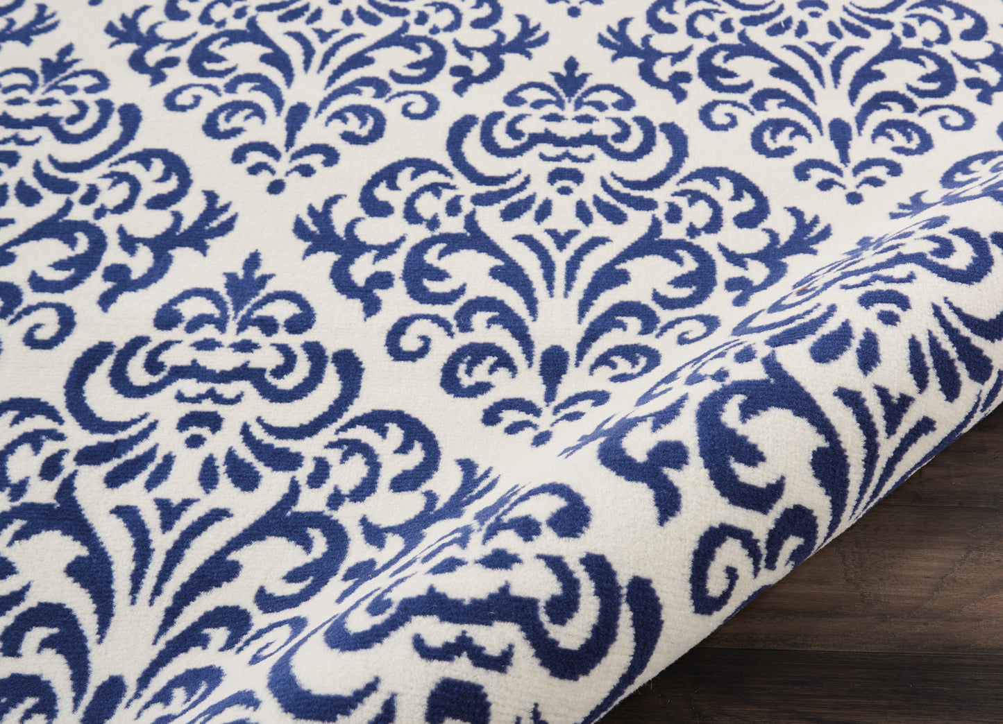 Nourison Home Grafix  White Blue  Transitional