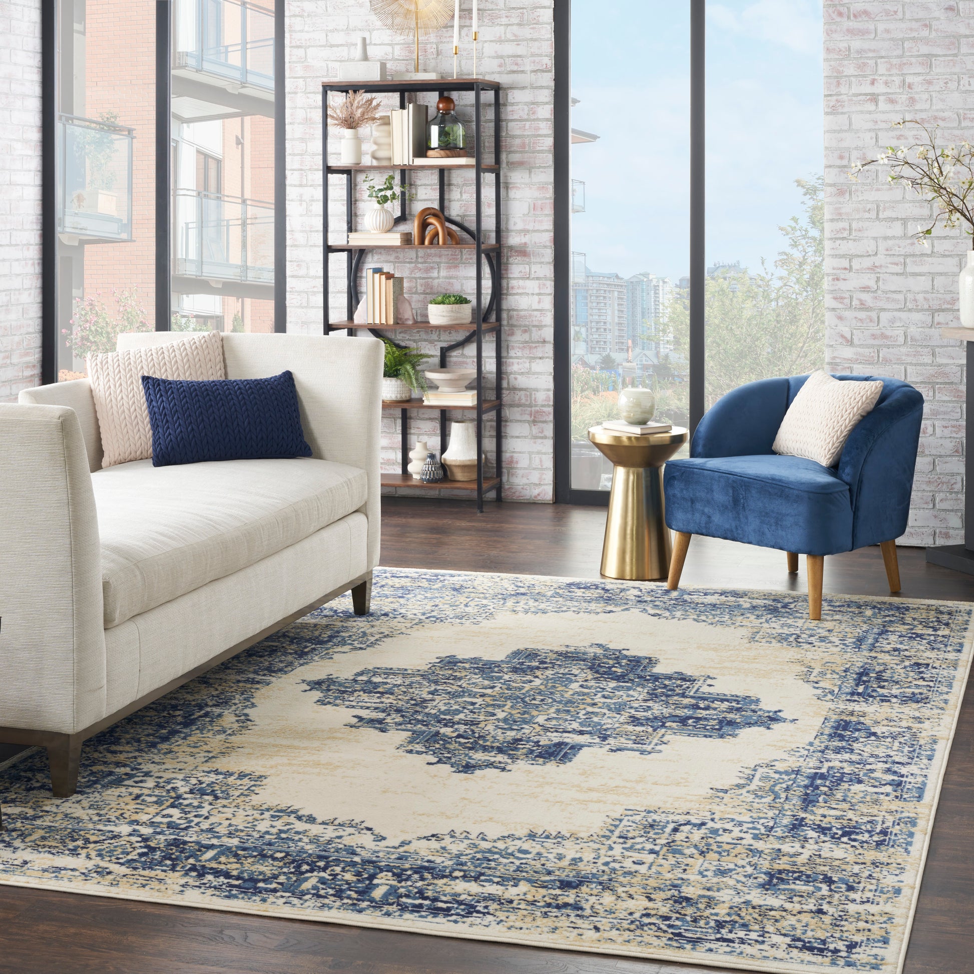 Nourison Home Grafix  White  Transitional