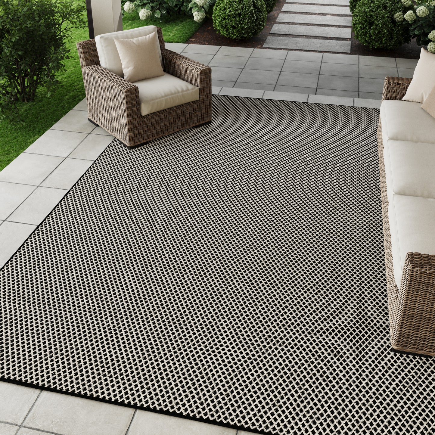 Nourison Home Courtyard  Black White  Contemporary