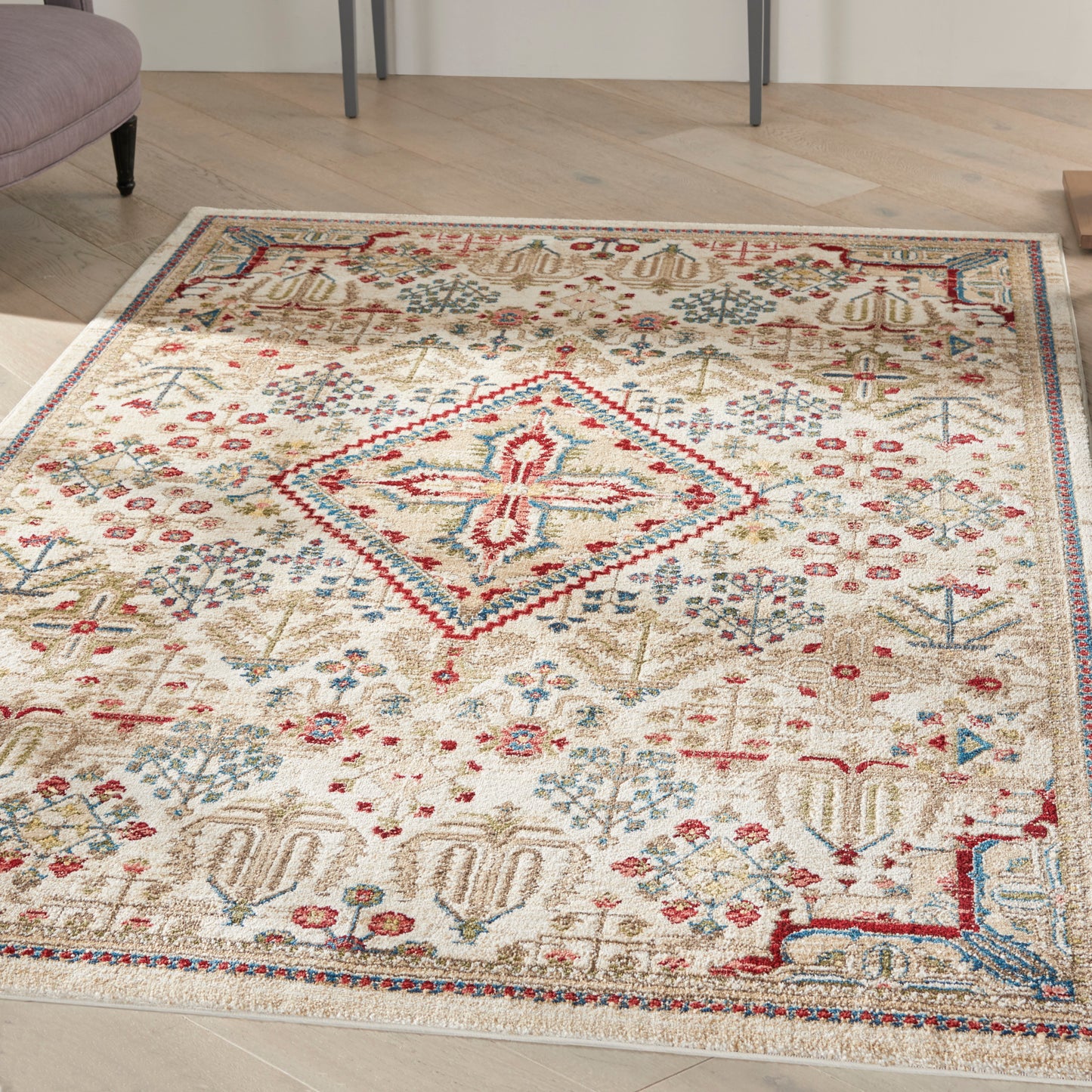 Nourison Home Karisma  Ivory  Traditional