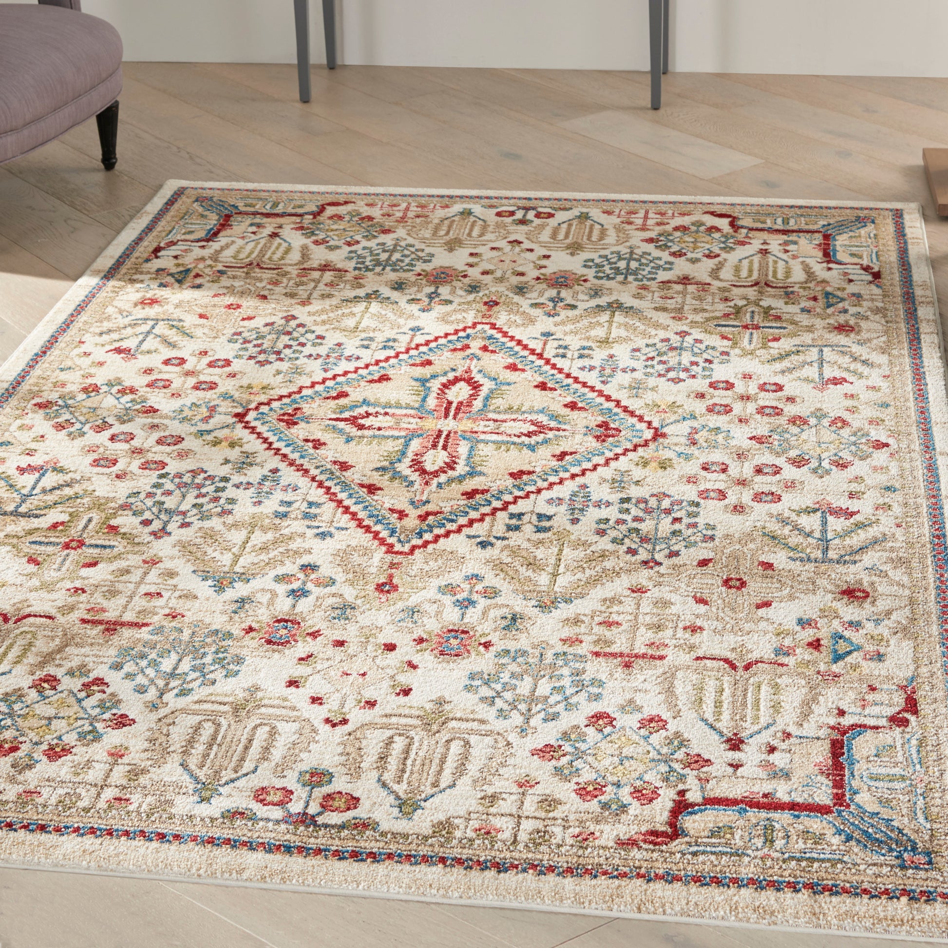 Nourison Home Karisma  Ivory  Traditional