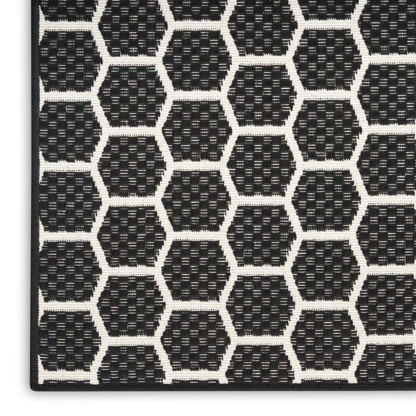Nourison Home Twist Reversible  Black  Contemporary
