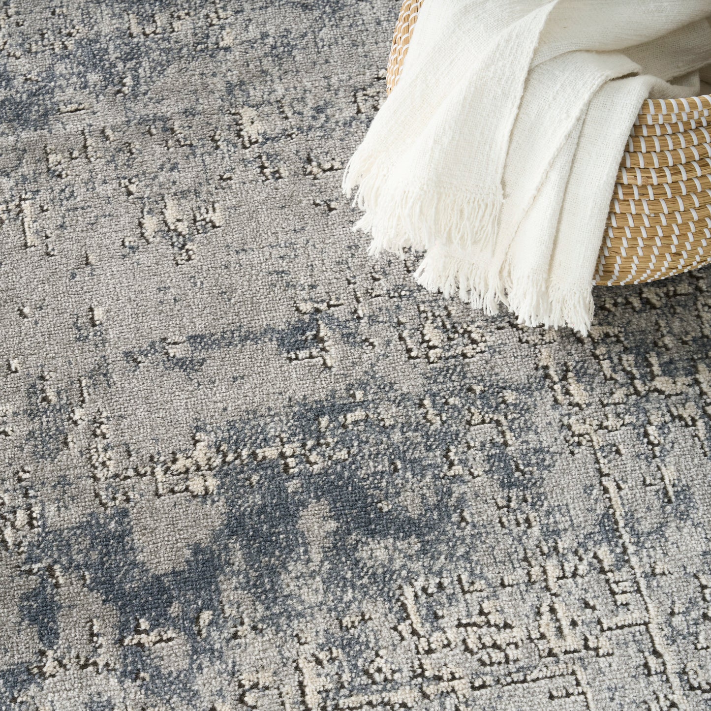 Nourison Home Quarry  Dark Grey  Contemporary