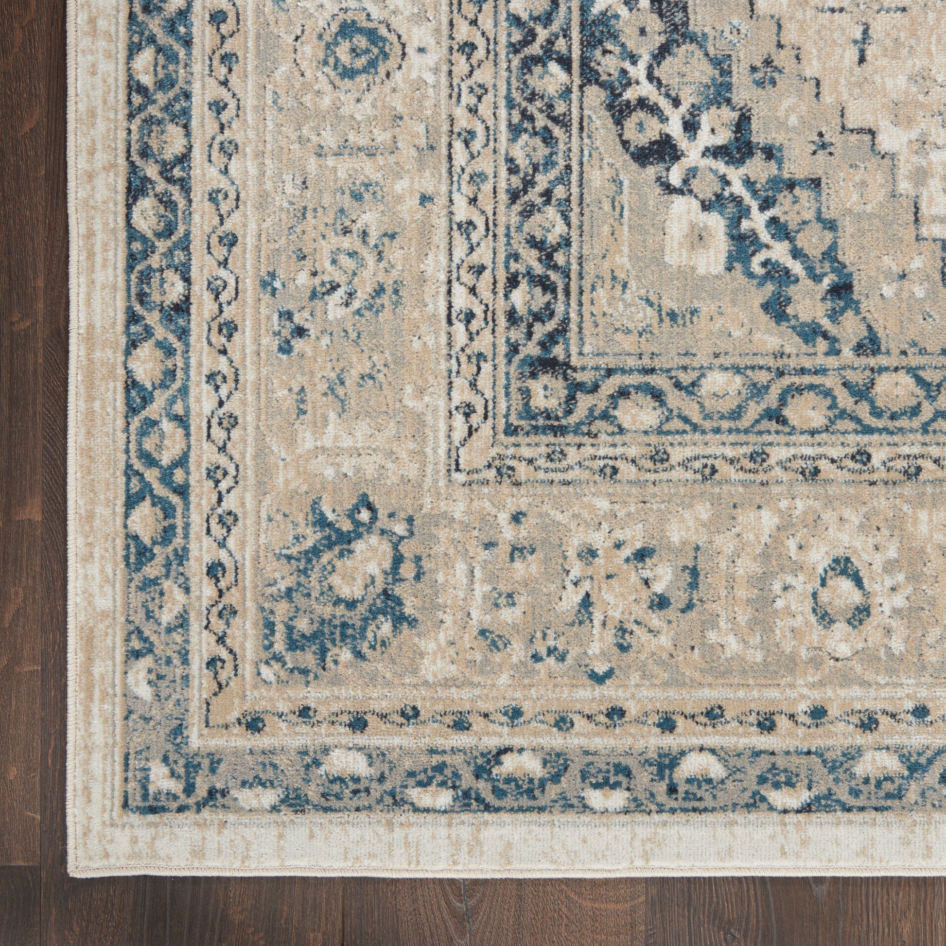 Nourison Home Malta  Ivory Grey  Traditional