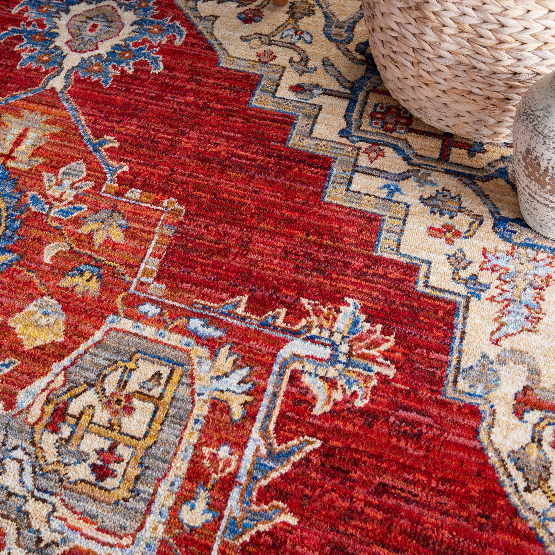 Nourison Home Majestic  Red  Traditional