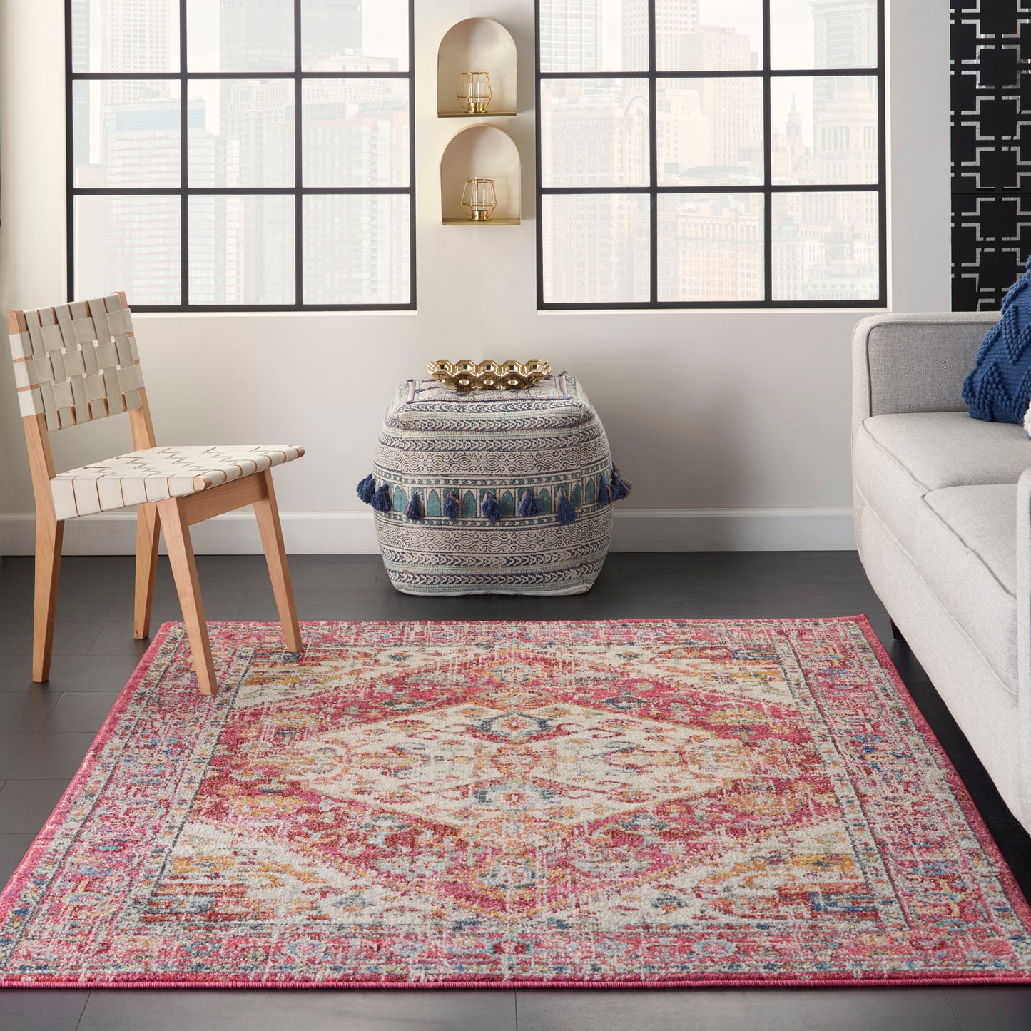 Nourison Home Passion  Ivory Pink  Traditional