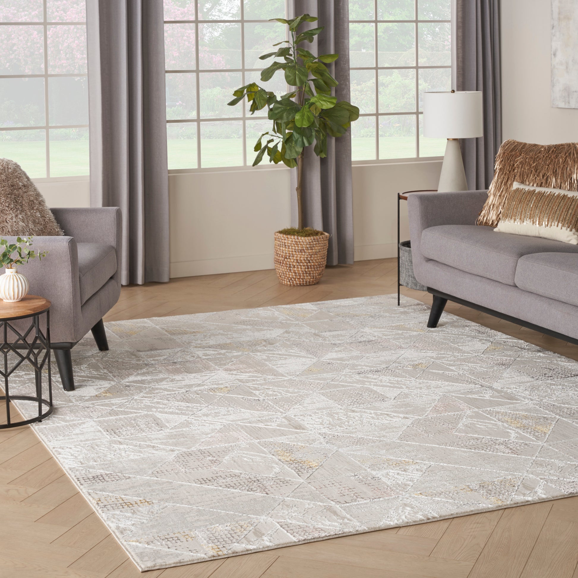 Nourison Home Glitz  Ivory Multicolor  Contemporary