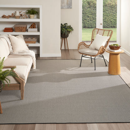 Nourison Home Courtyard  Black White  Contemporary