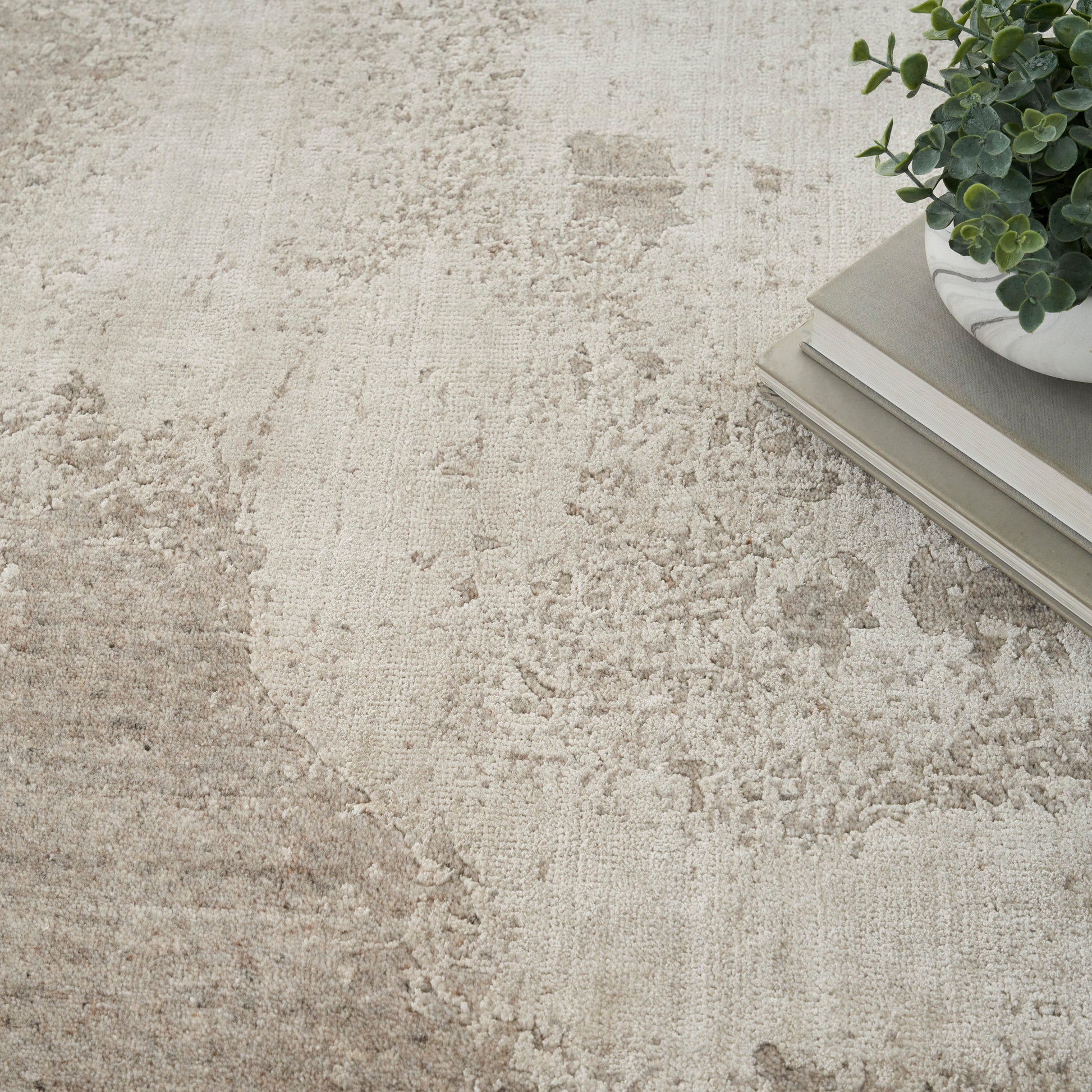 Nourison Home Harmony  Silver Grey  Contemporary
