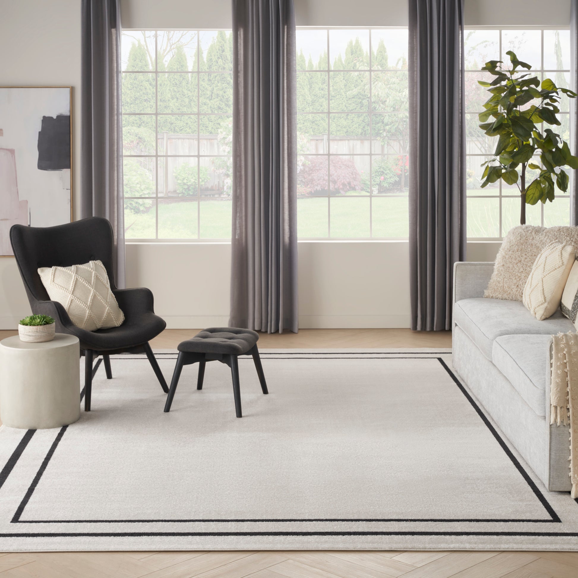 Nourison Home Nourison Essentials  Ivory Black  Contemporary
