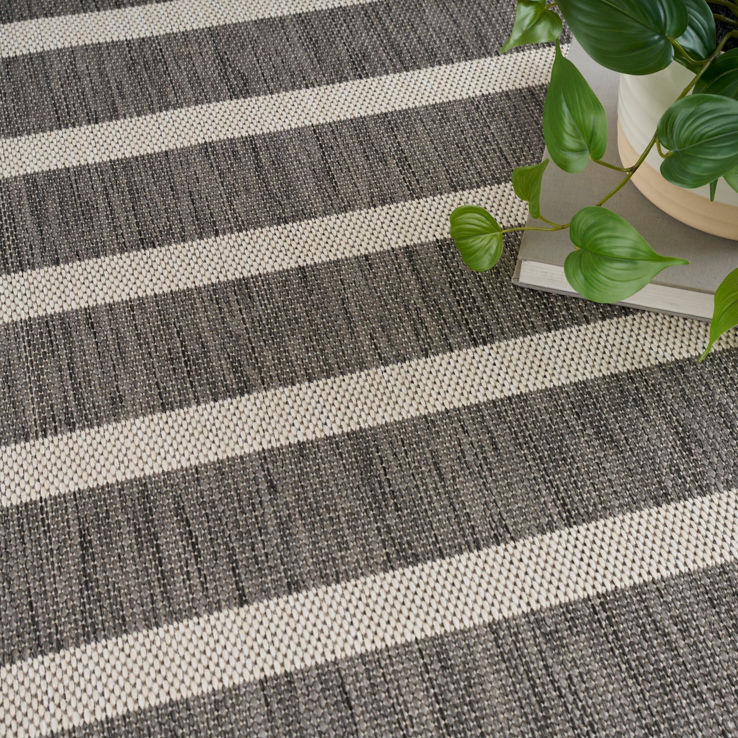 Nourison Home Positano  Charcoal Ivory  Contemporary